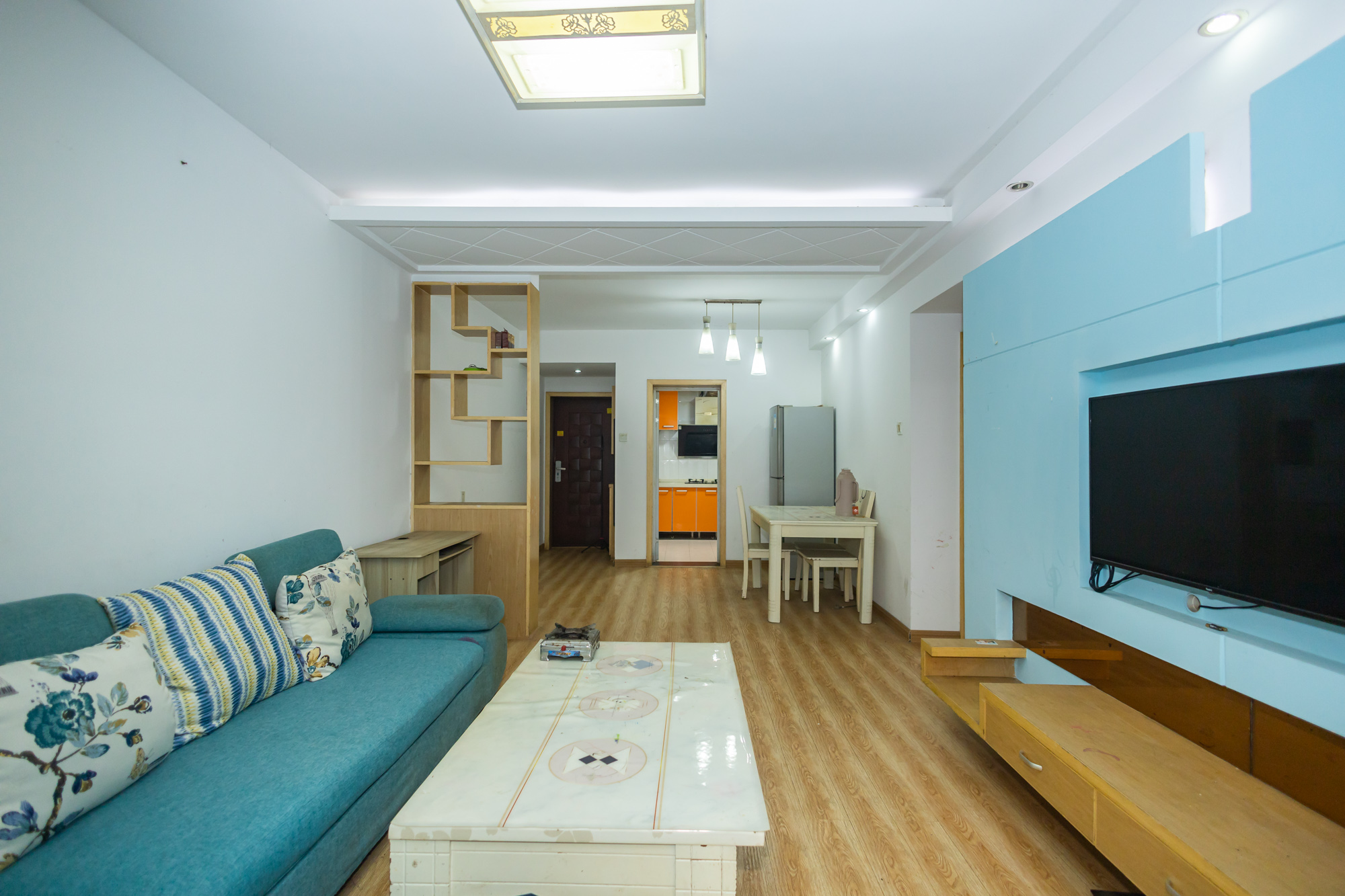 蝴蝶谷 2室2厅1卫 44.8万 蝴蝶谷 2室2厅1卫 44.8万客厅