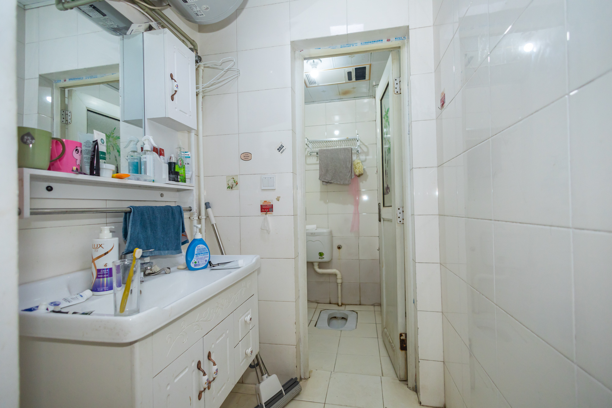 星沙汽配城(大塘村农机市场) 3室2厅1卫 29.2万 星沙汽配城(大塘村农机市场) 3室2厅1卫 29.2万卫生间