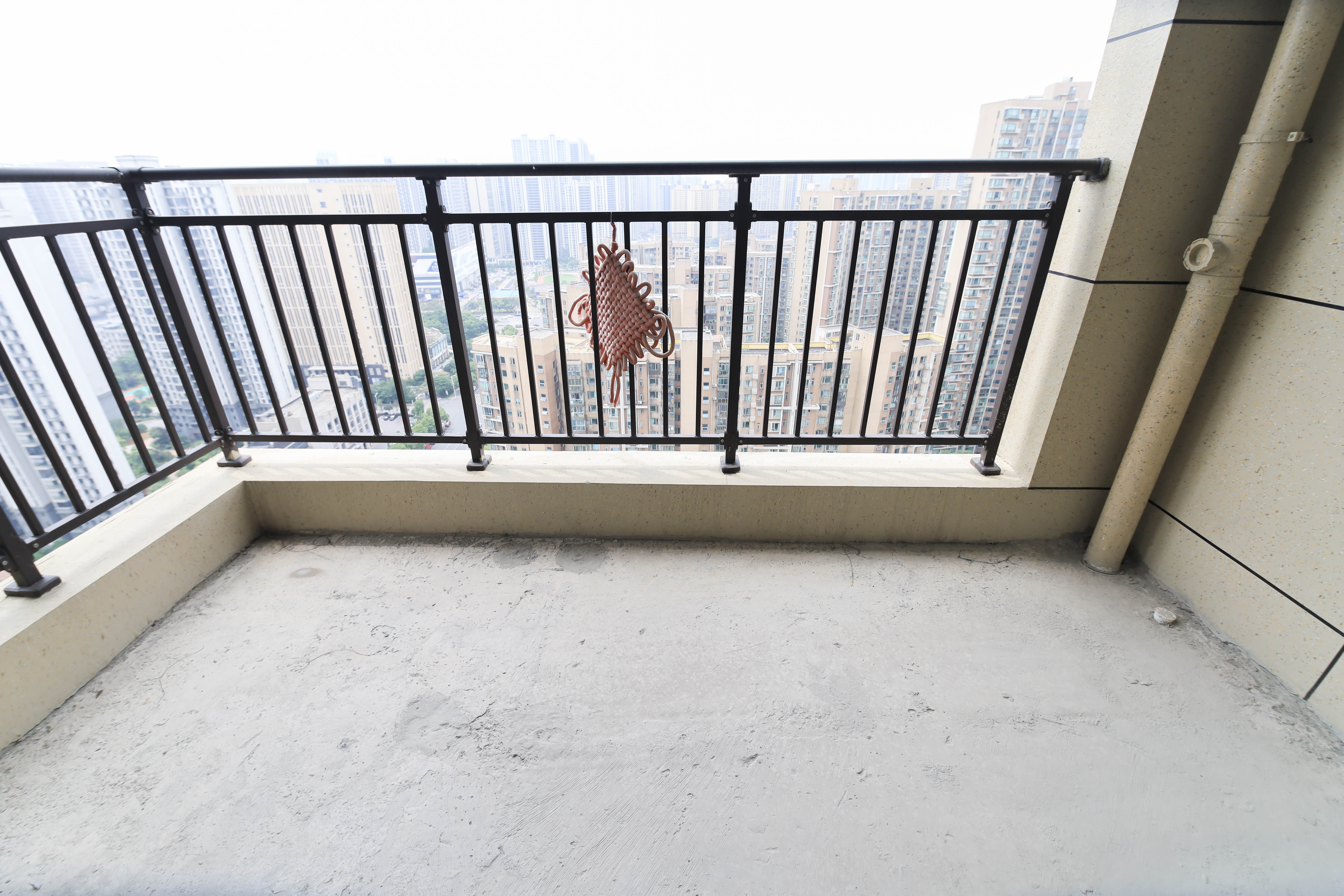 保利大都汇四期 3室2厅2卫 112.5万 保利大都汇四期 3室2厅2卫 112.5万卫生间