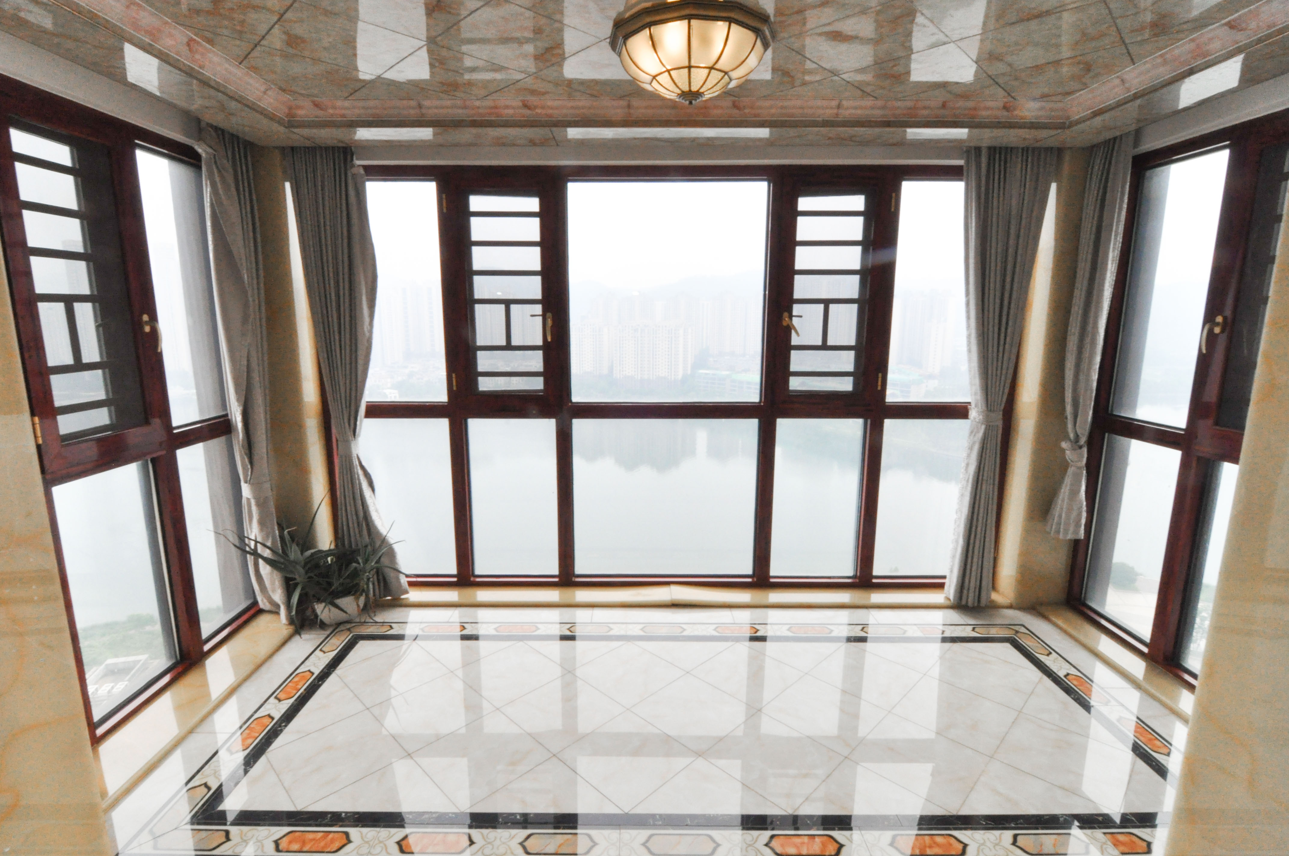 中建梅溪湖中心  4室2厅3卫   399.00万其他