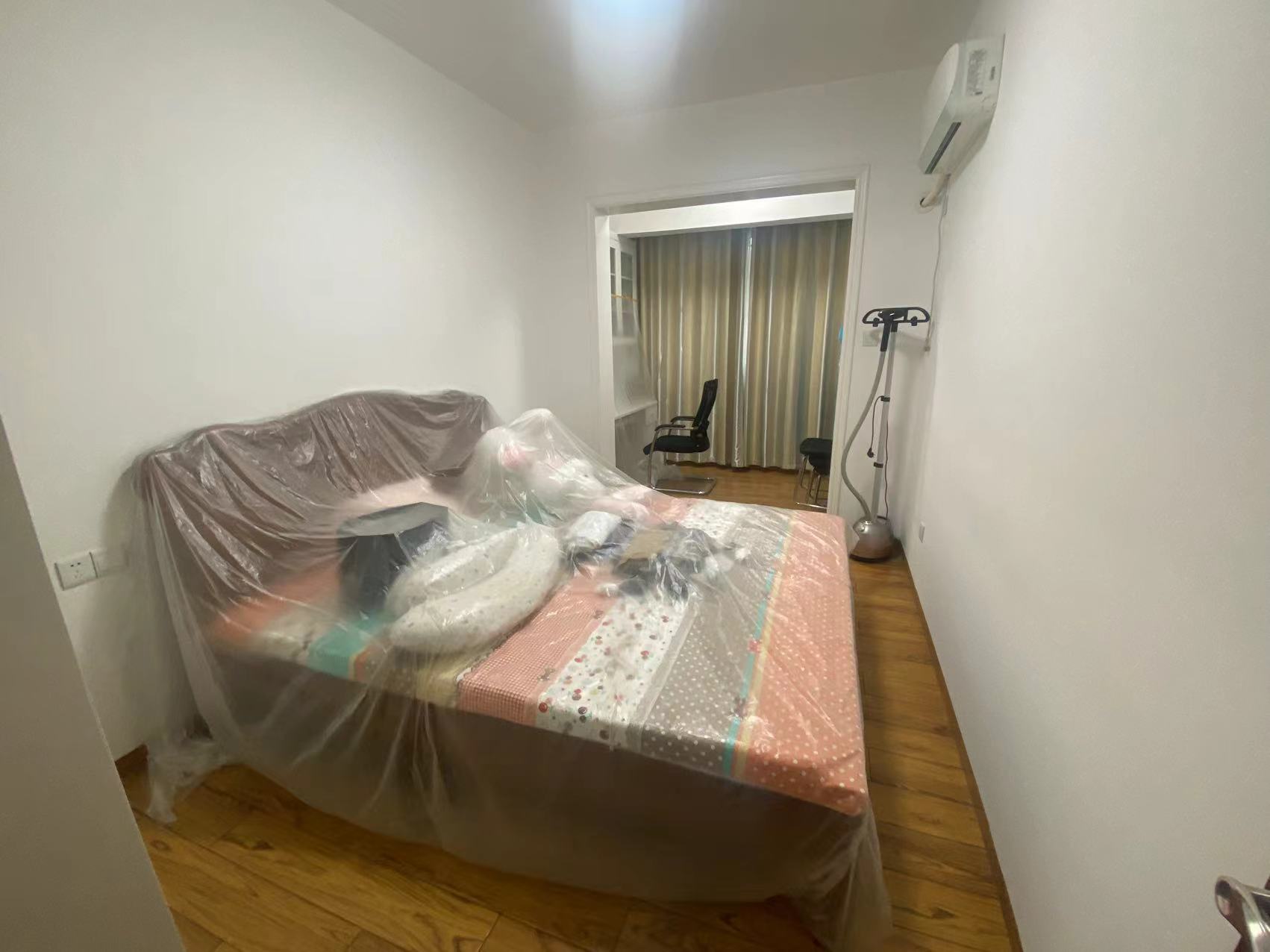 利江花园 4室2厅2卫 62.8万 利江花园 4室2厅2卫 62.8万室内图