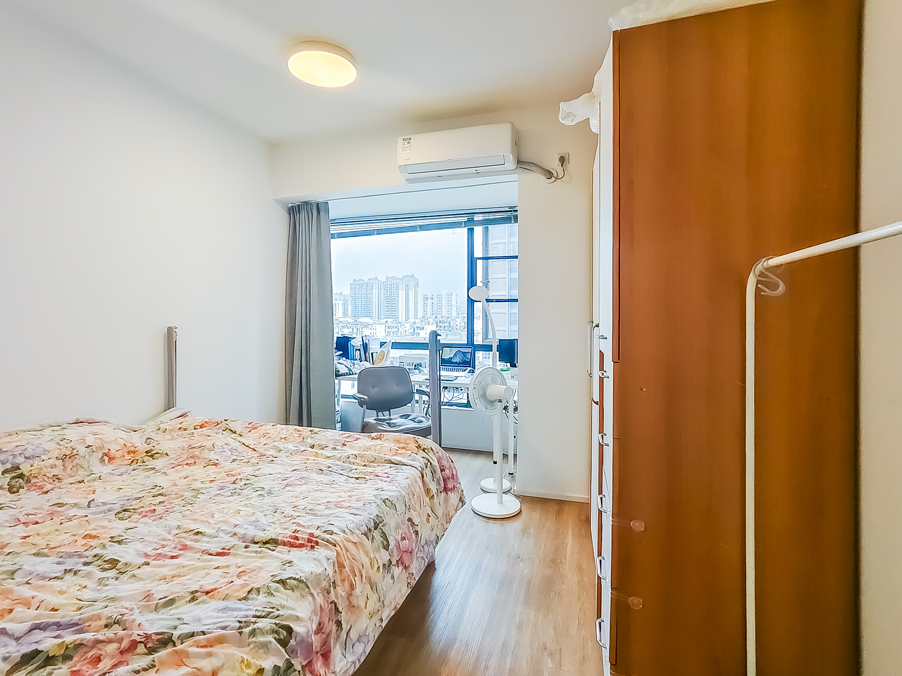 通用时代国际社区 3室2厅2卫 132.0万 通用时代国际社区 3室2厅2卫 132.0万卧室