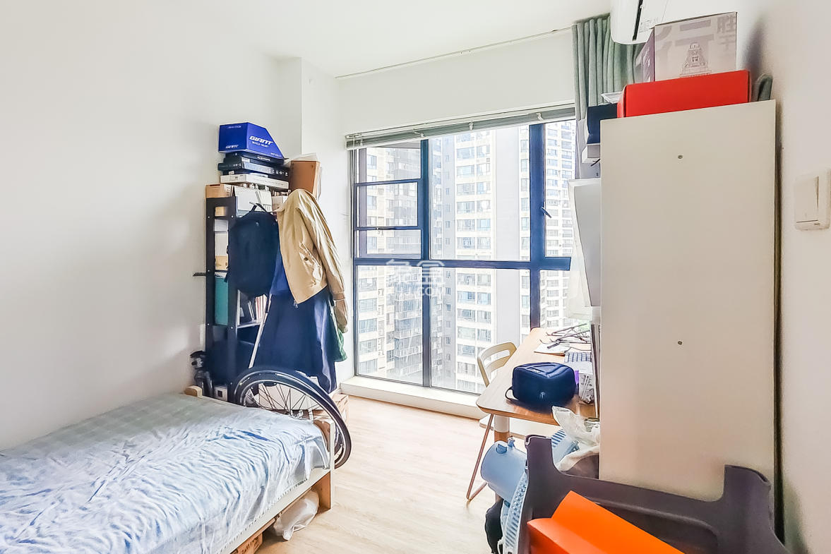 通用时代国际社区 3室2厅2卫 132.0万 通用时代国际社区 3室2厅2卫 132.0万卧室