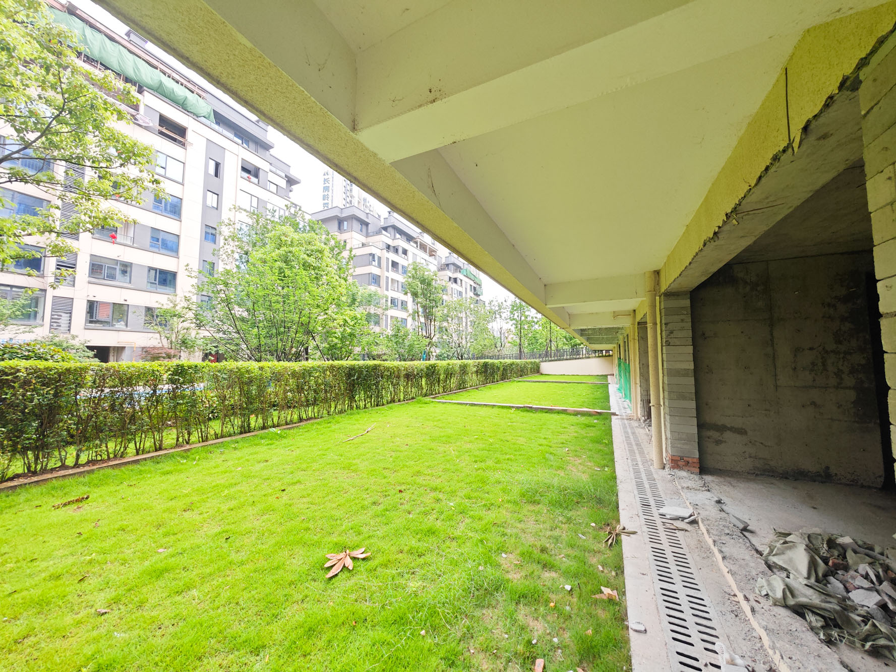 長房嶺秀時(shí)代  4室2廳2衛(wèi)    248.0萬其他