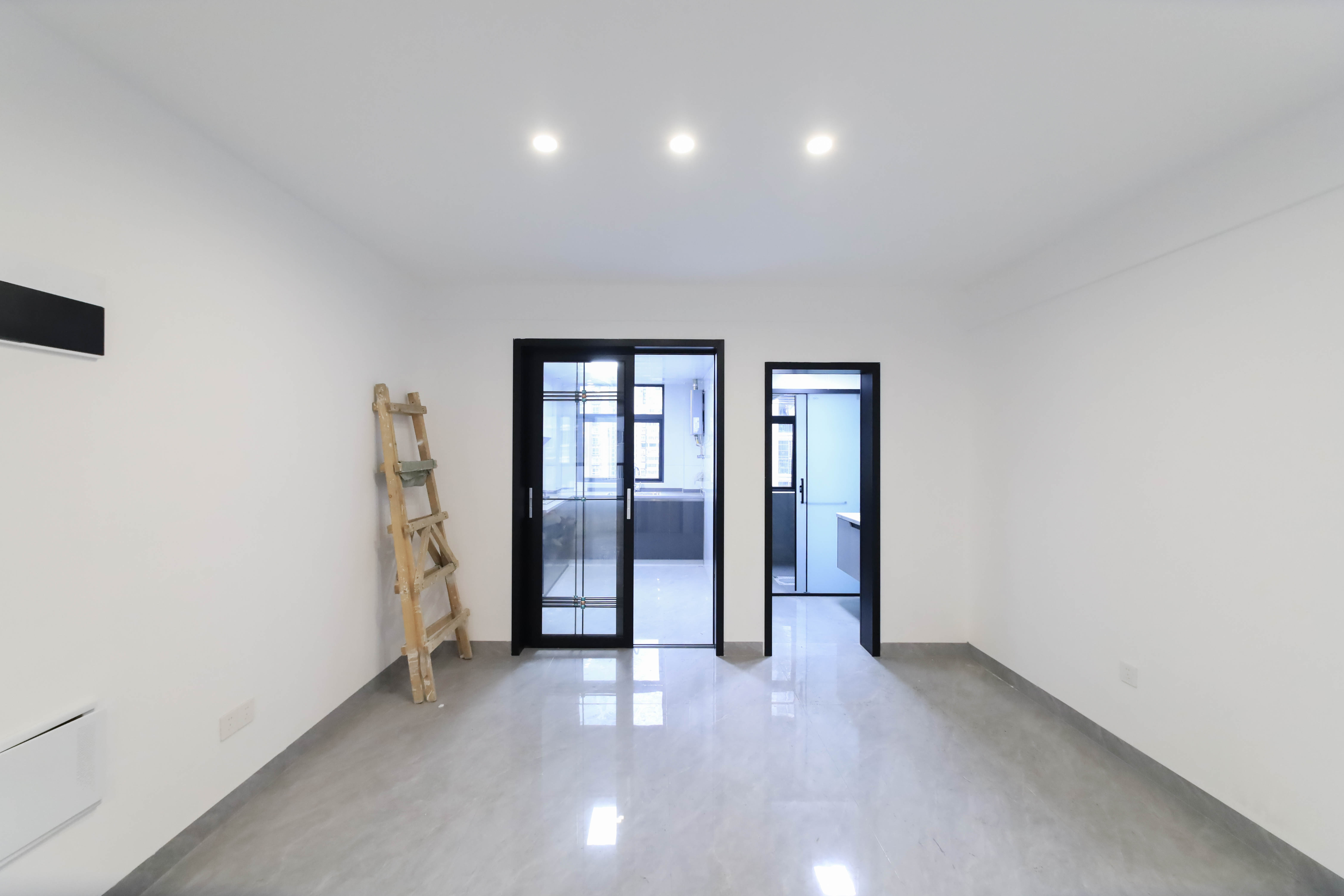 泰禹家园(彩云之翼家园一期、二期、三期) 4室2厅2卫 135.0万 泰禹家园(彩云之翼家园一期、二期、三期) 4室2厅2卫 135.0万其他