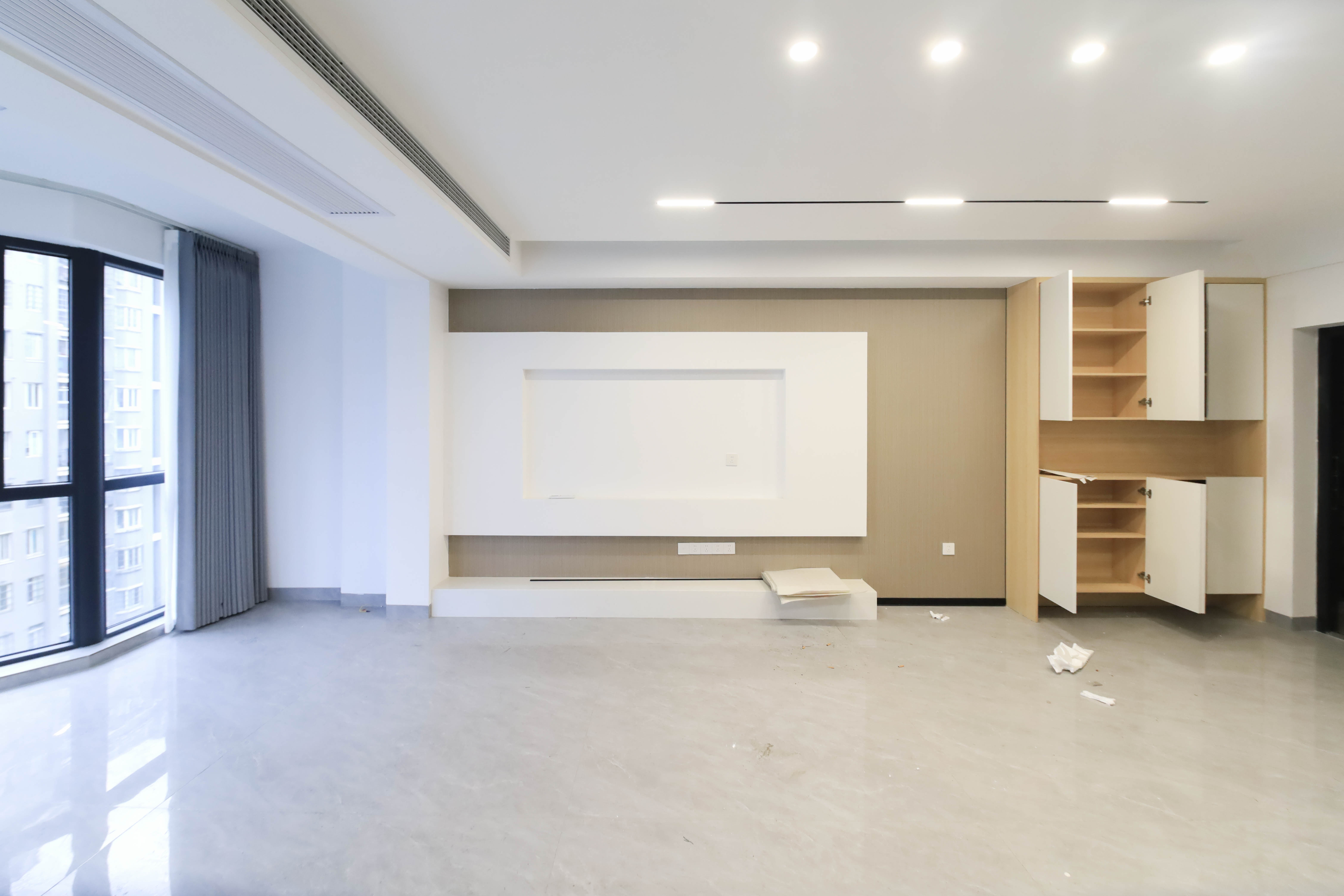 泰禹家园(彩云之翼家园一期、二期、三期) 4室2厅2卫 135.0万 泰禹家园(彩云之翼家园一期、二期、三期) 4室2厅2卫 135.0万客厅