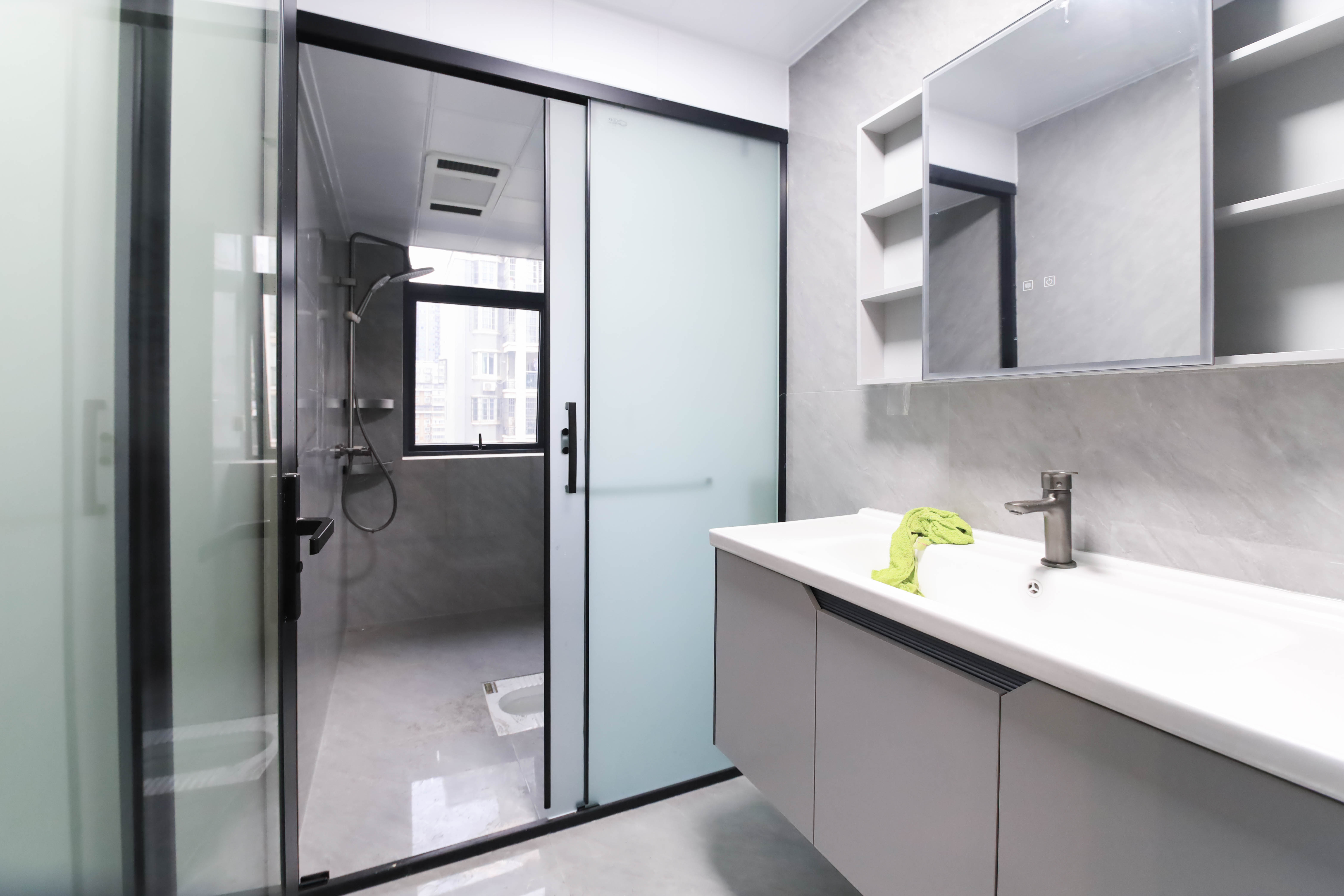 泰禹家园(彩云之翼家园一期、二期、三期) 4室2厅2卫 135.0万 泰禹家园(彩云之翼家园一期、二期、三期) 4室2厅2卫 135.0万卫生间