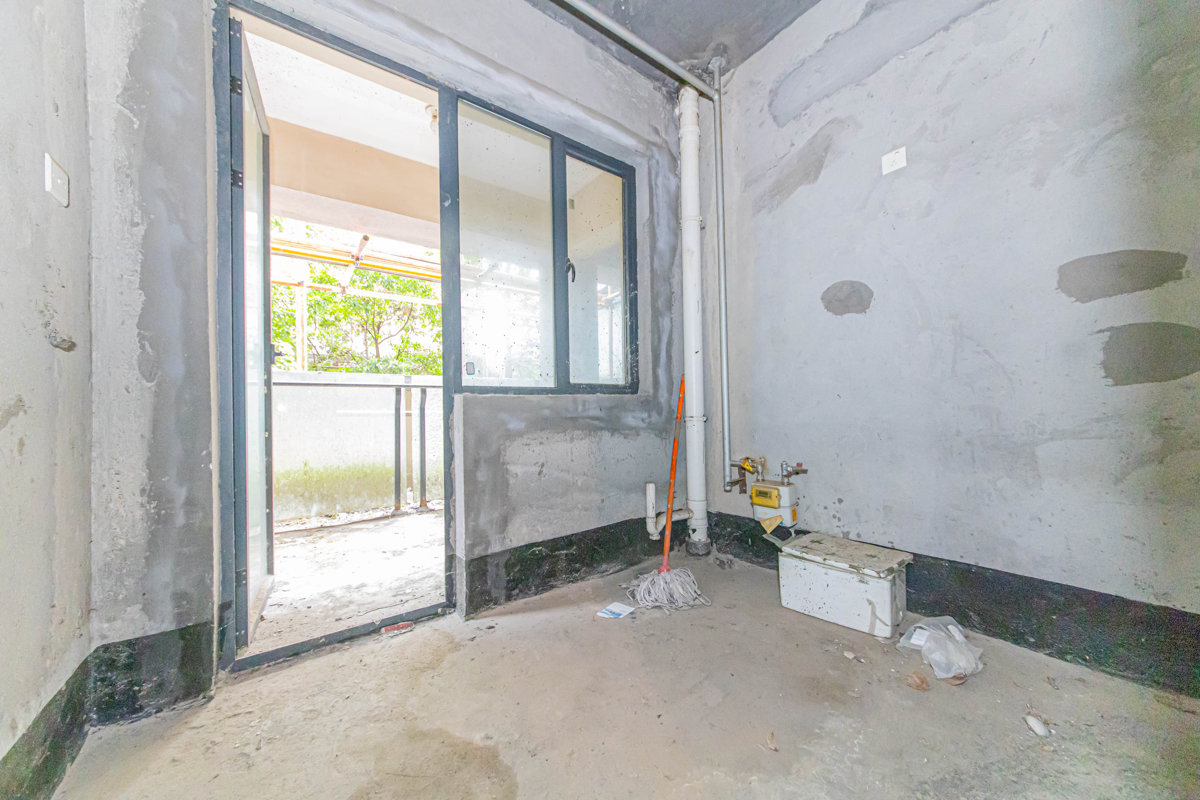 保利花园  3室2厅1卫    88.0万厨房