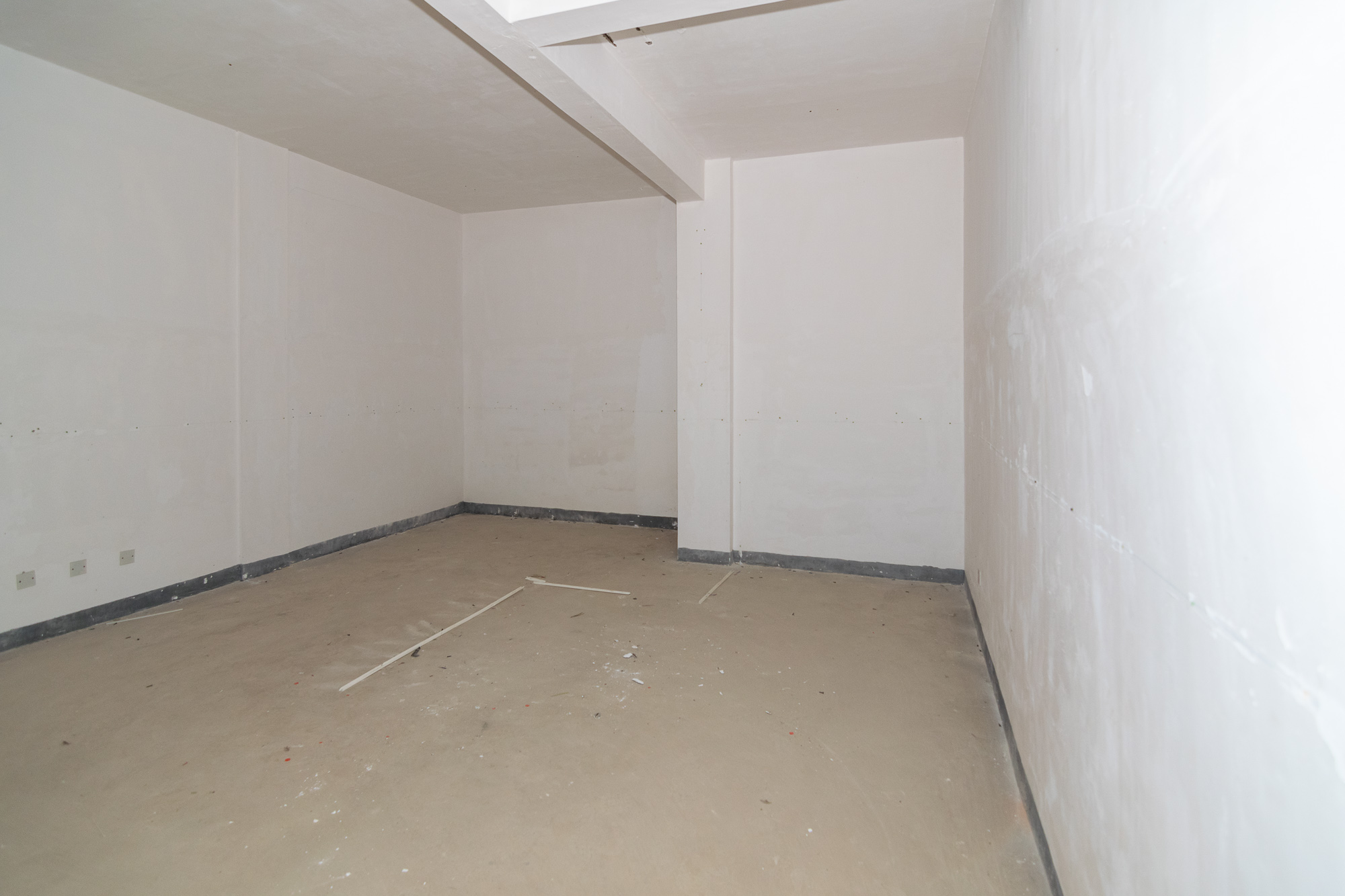 金地三千府(金地湖山樾、金地自在城)  8室3厅4卫    580.0万 金地三千府(金地湖山樾、金地自在城)  8室3厅4卫    580.0万其他