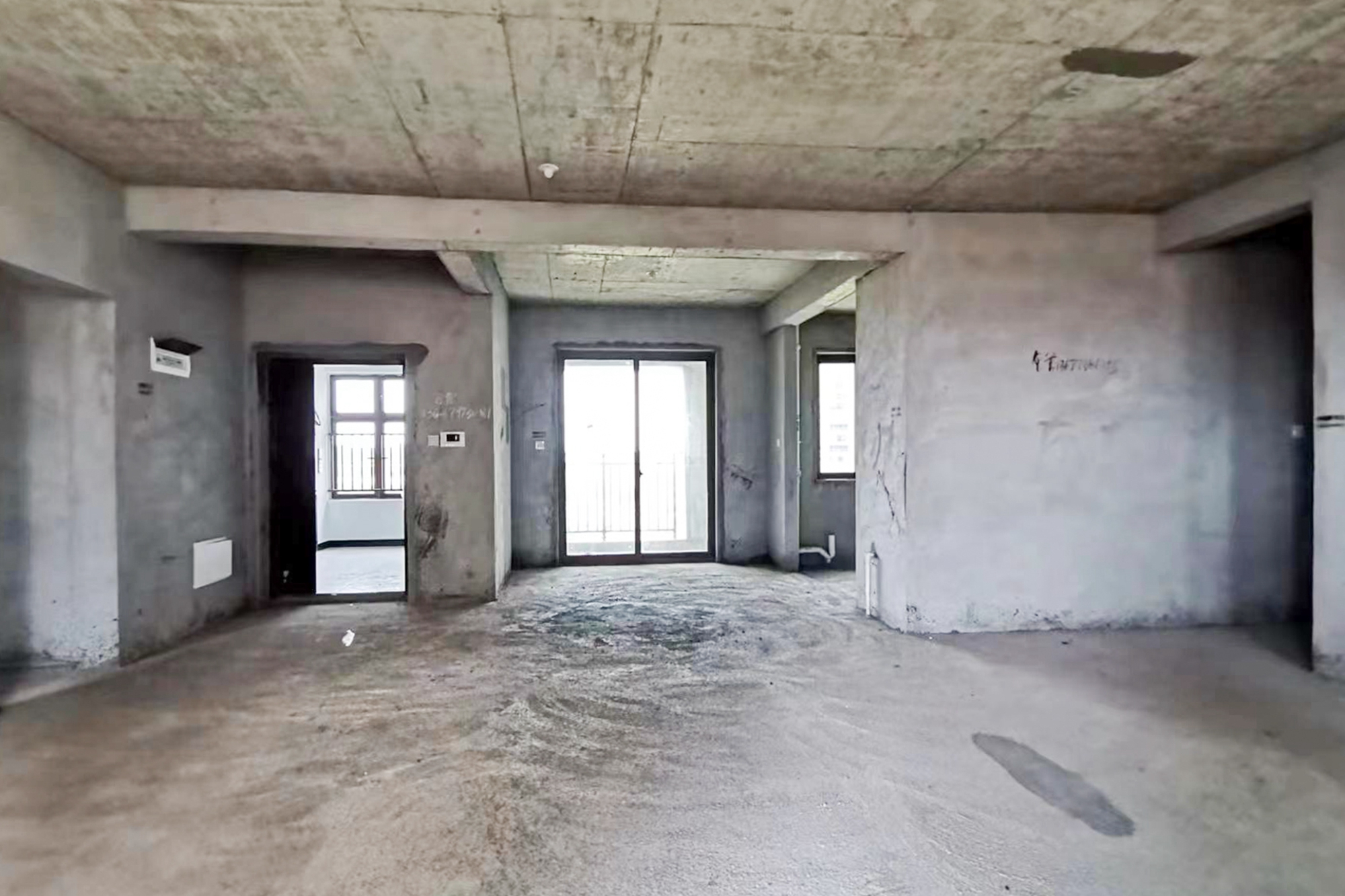 长龙湾  4室2厅3卫    120.0万 长龙湾  4室2厅3卫    120.0万