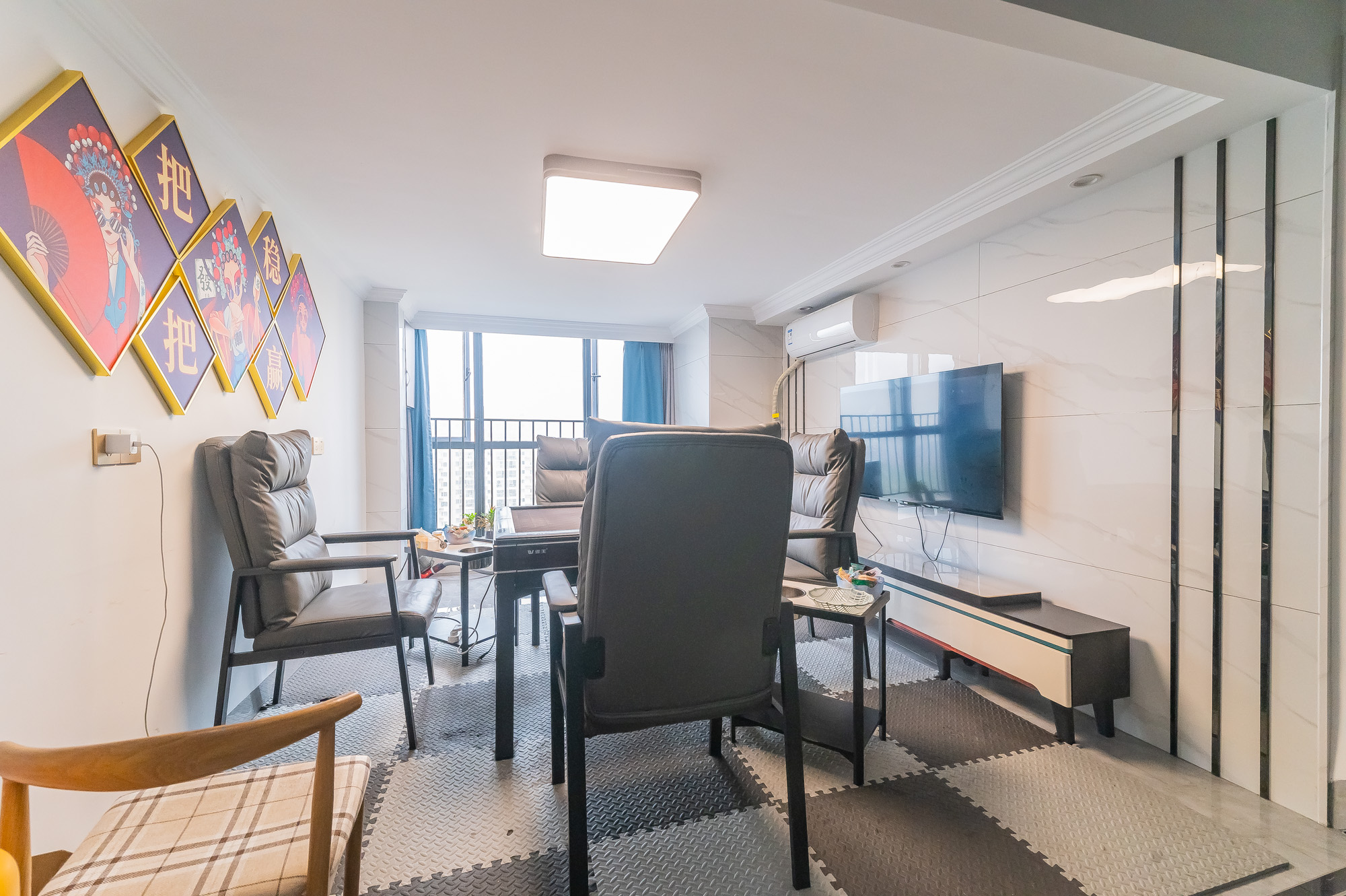 海伦春天 2室1厅1卫 34.99万 海伦春天 2室1厅1卫 34.99万客厅