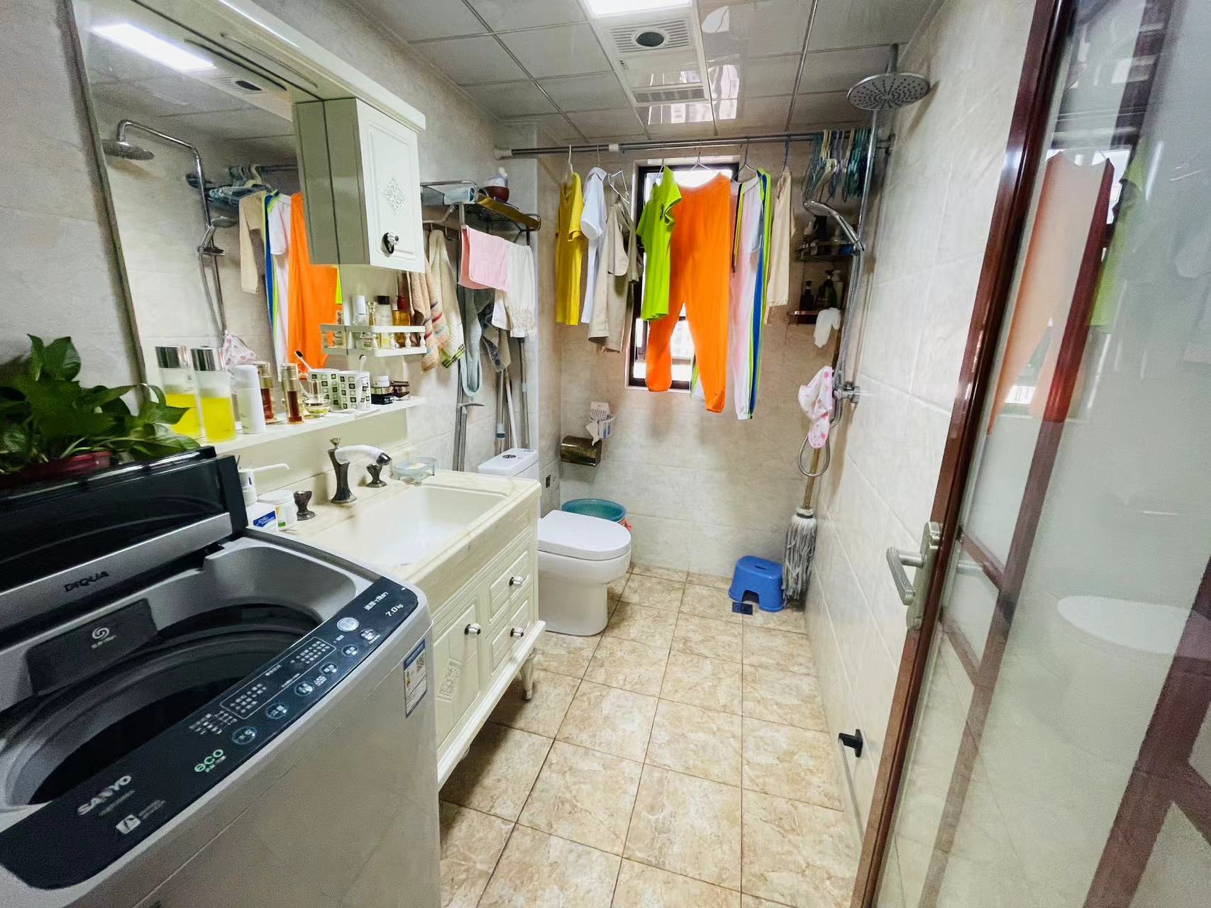 蓝溪谷 3室2厅2卫 75.0万 蓝溪谷 3室2厅2卫 75.0万室内图