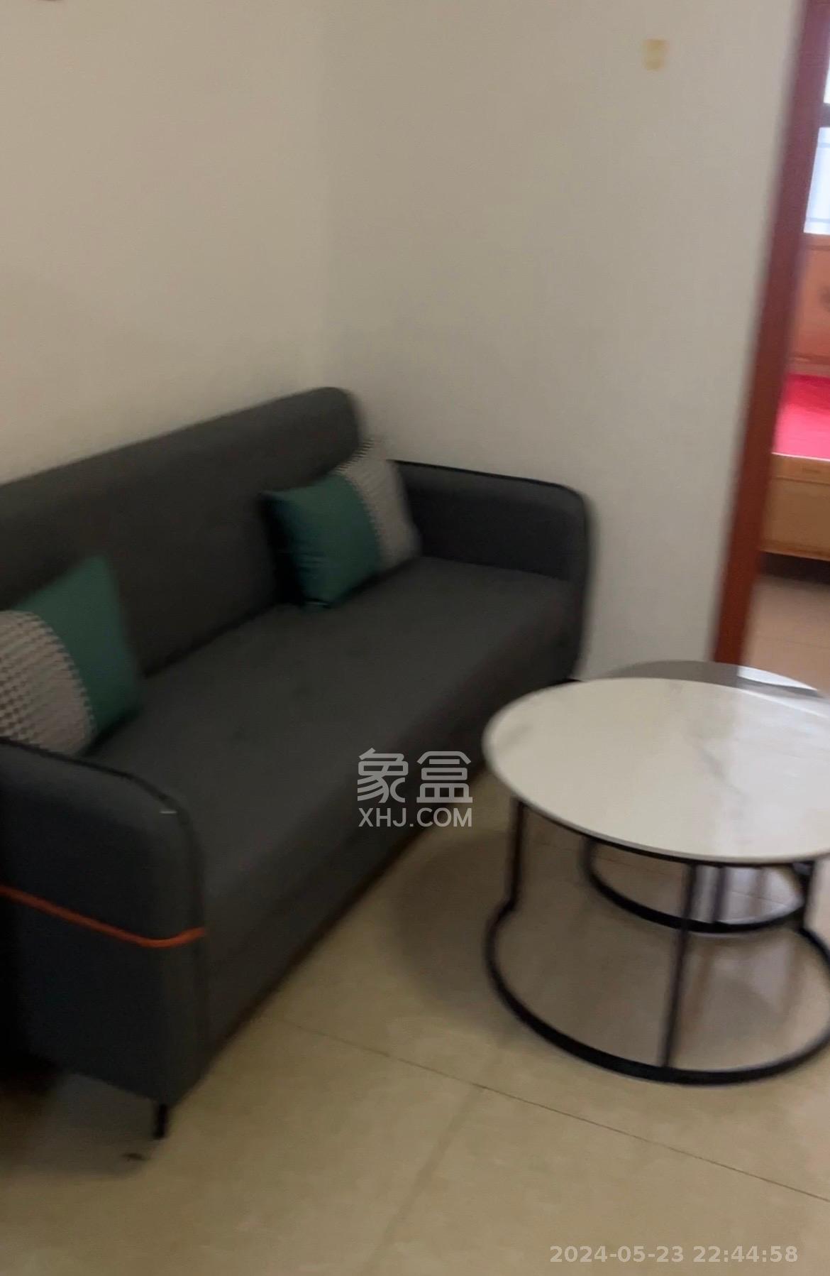 麓枫和苑  0室0厅0卫   1700.00元/月室内图1
