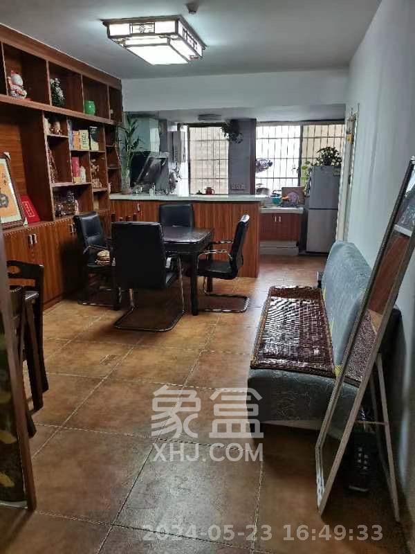 东方芙蓉  2室2厅1卫   2800.00元/月室内图