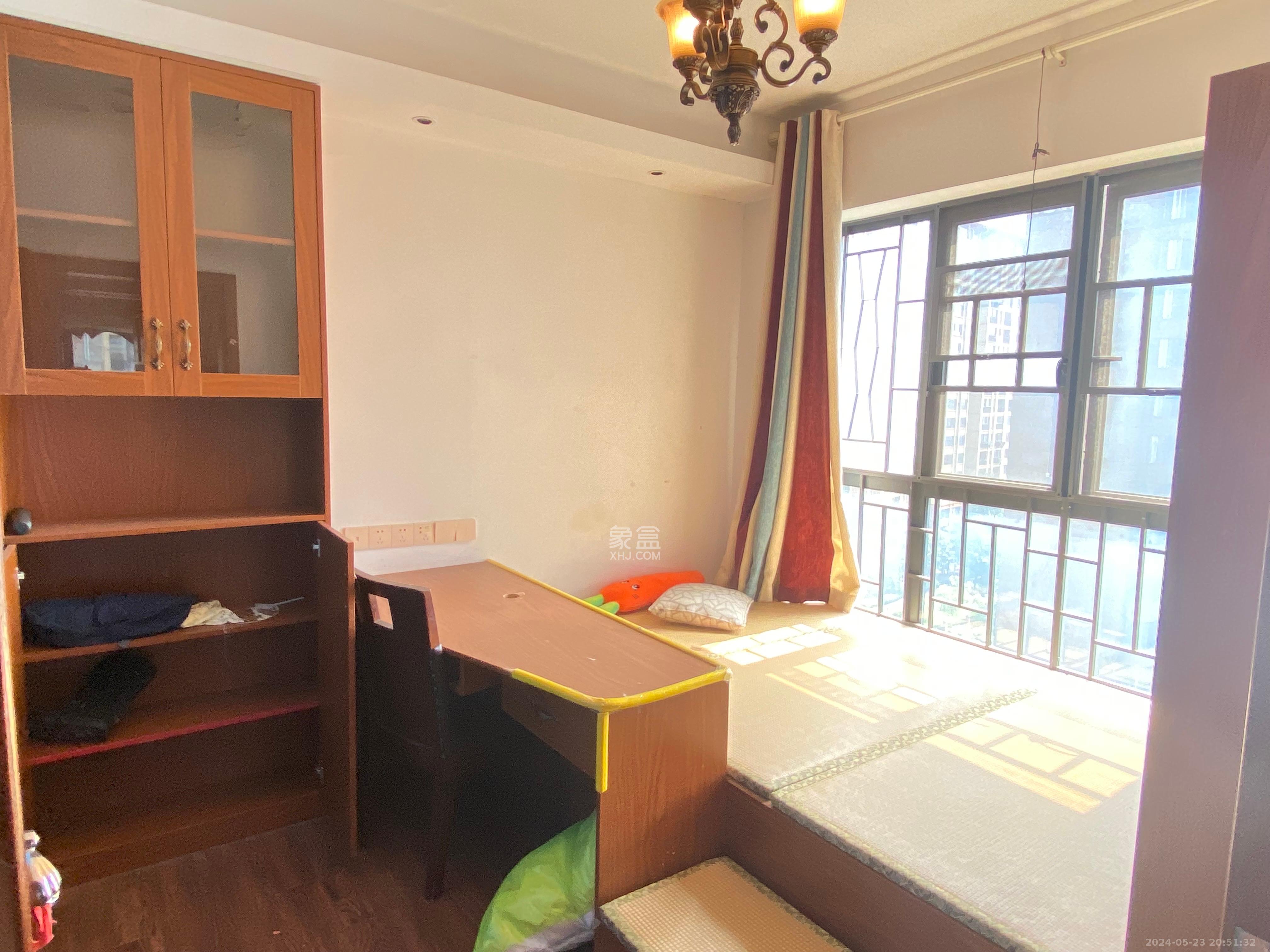 富春山  3室2廳1衛(wèi)   2600.00元/月室內圖