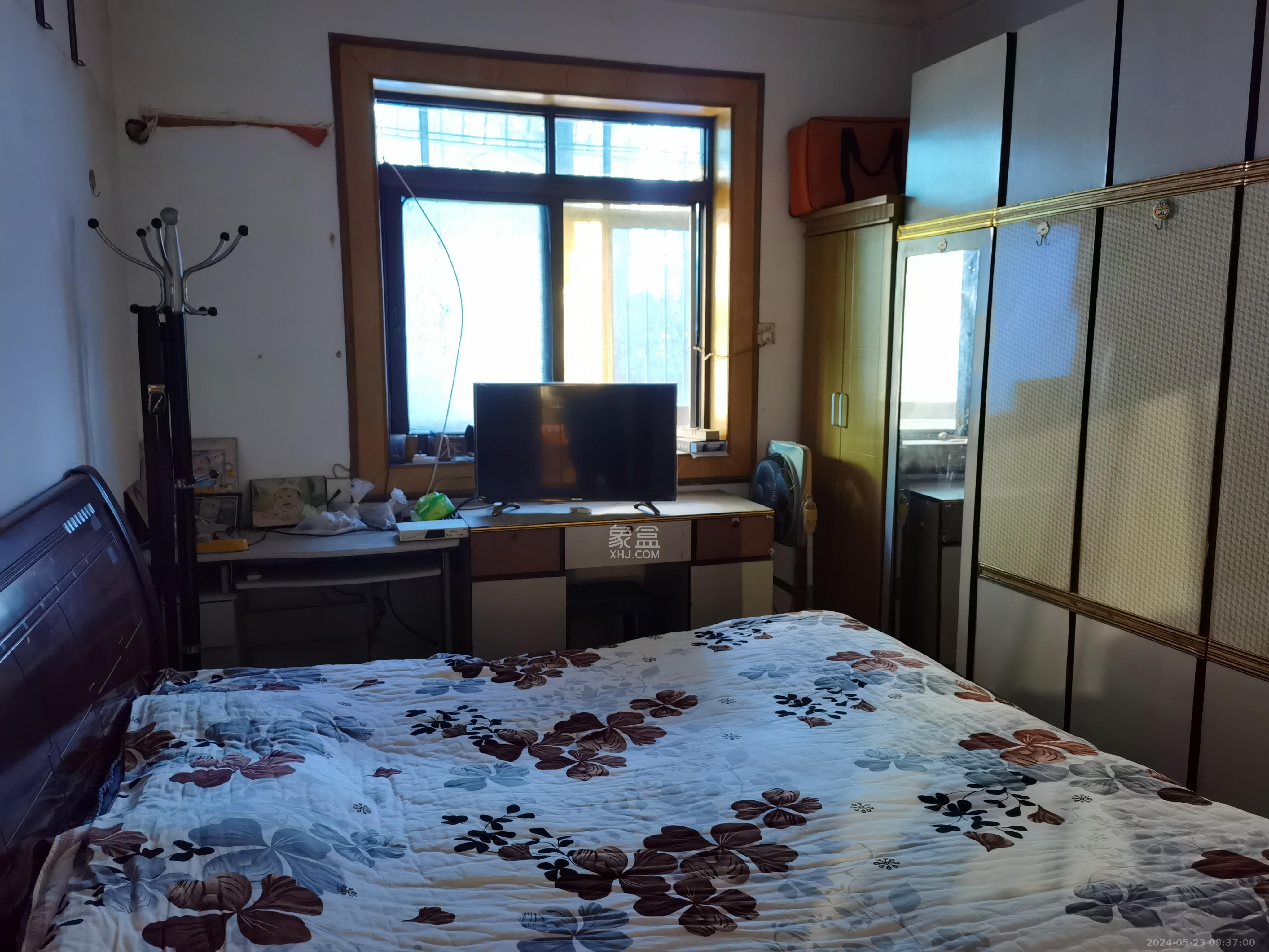 四星客车厂（四星小区）  3室2厅2卫   1400.00元/月室内图