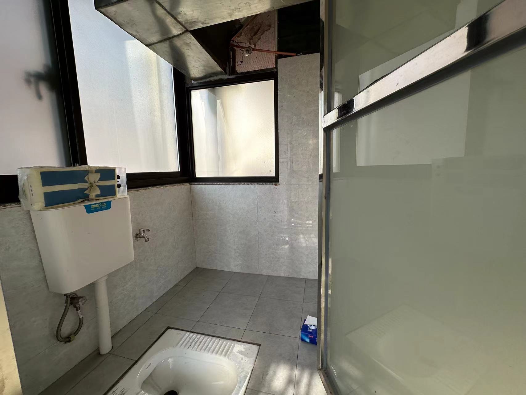 源园新村 5室2厅3卫 155.0万 源园新村 5室2厅3卫 155.0万室内图