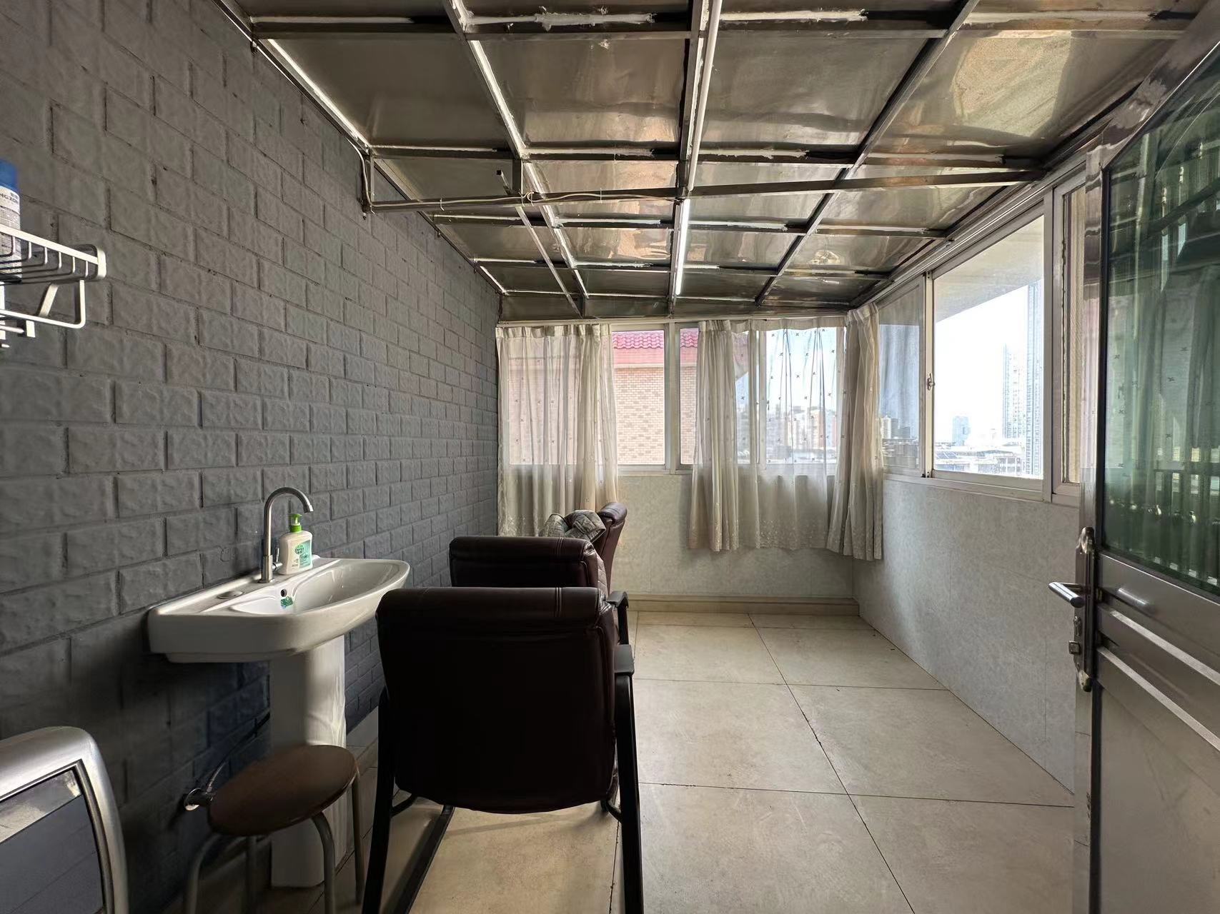 源园新村 5室2厅3卫 155.0万 源园新村 5室2厅3卫 155.0万室内图