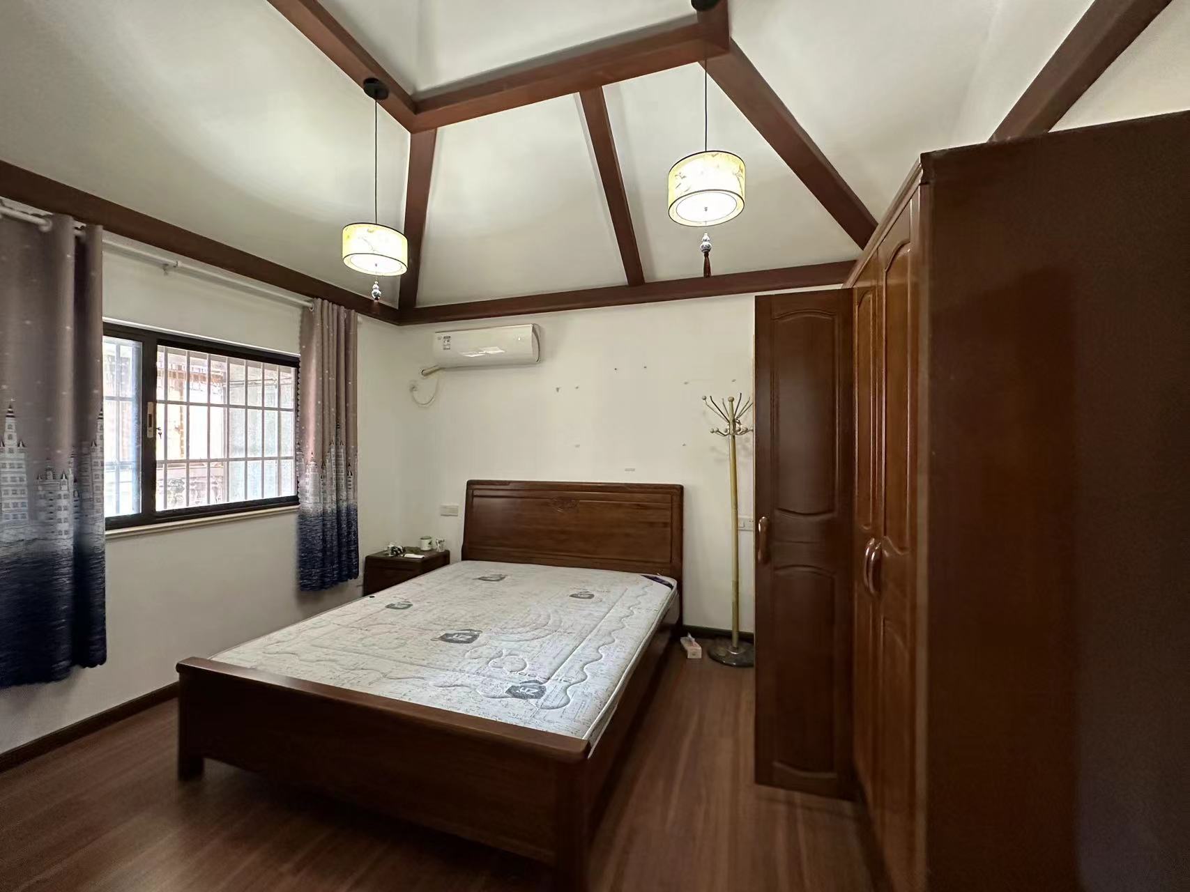 源园新村 5室2厅3卫 155.0万 源园新村 5室2厅3卫 155.0万室内图