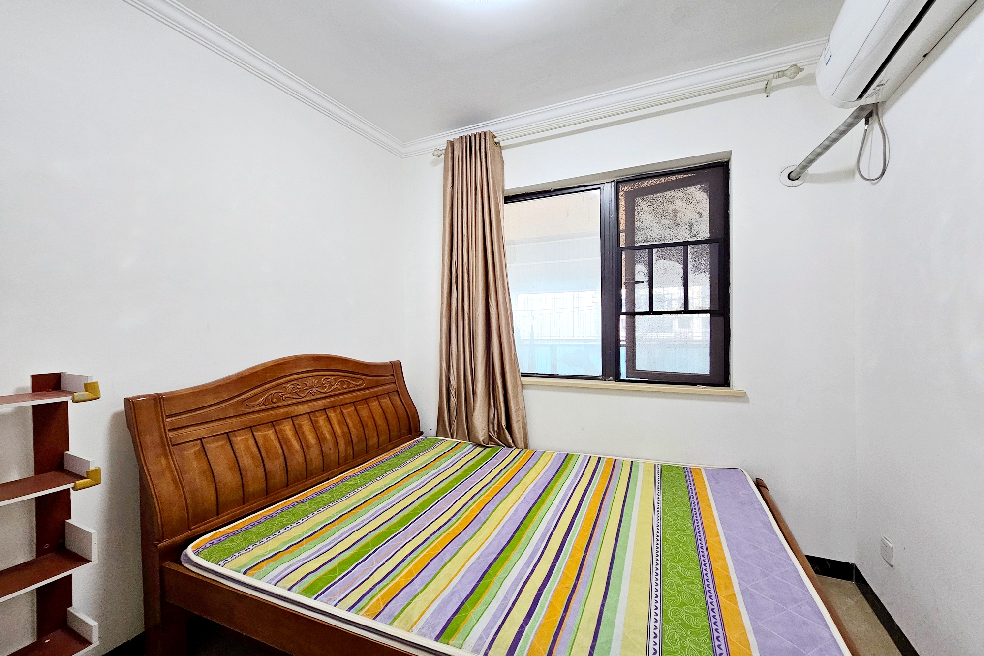 明昇壹城(明昇时代广场)一期 3室2厅1卫 128.0万 明昇壹城(明昇时代广场)一期 3室2厅1卫 128.0万卧室