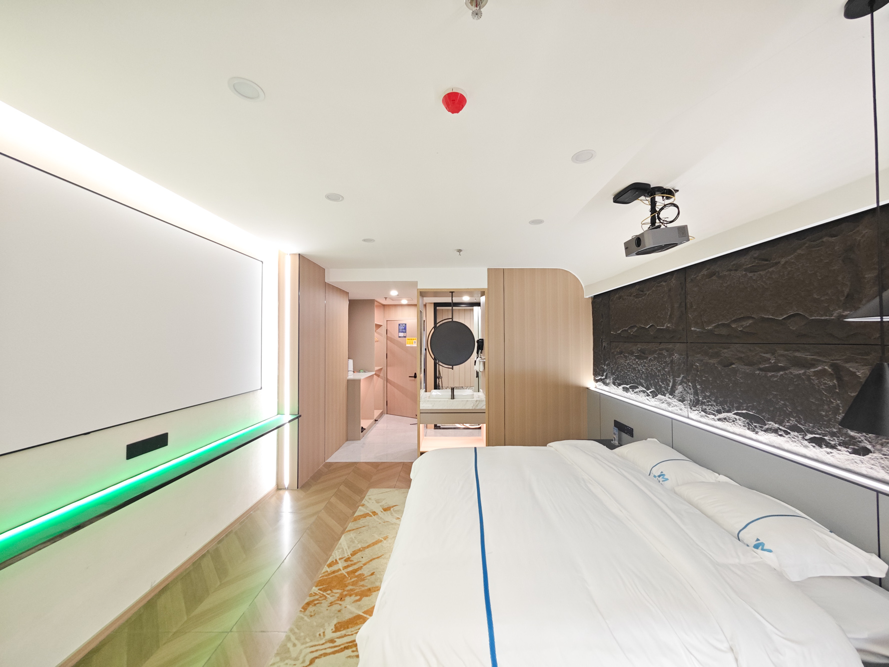 中建嘉和城  2室1厅1卫   80.00万客厅