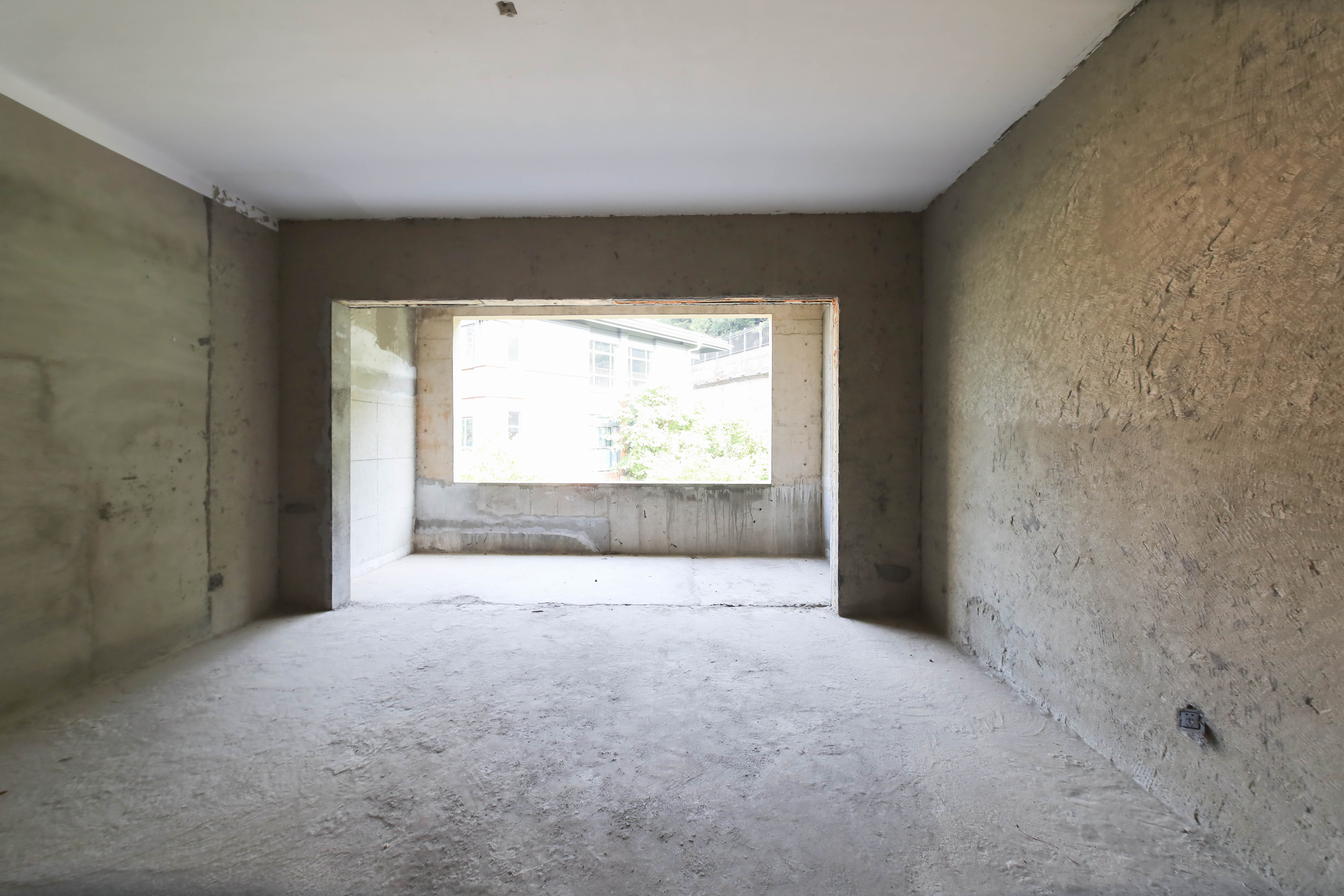 长房平和墅 5室4厅3卫 620.0万 长房平和墅 5室4厅3卫 620.0万其他