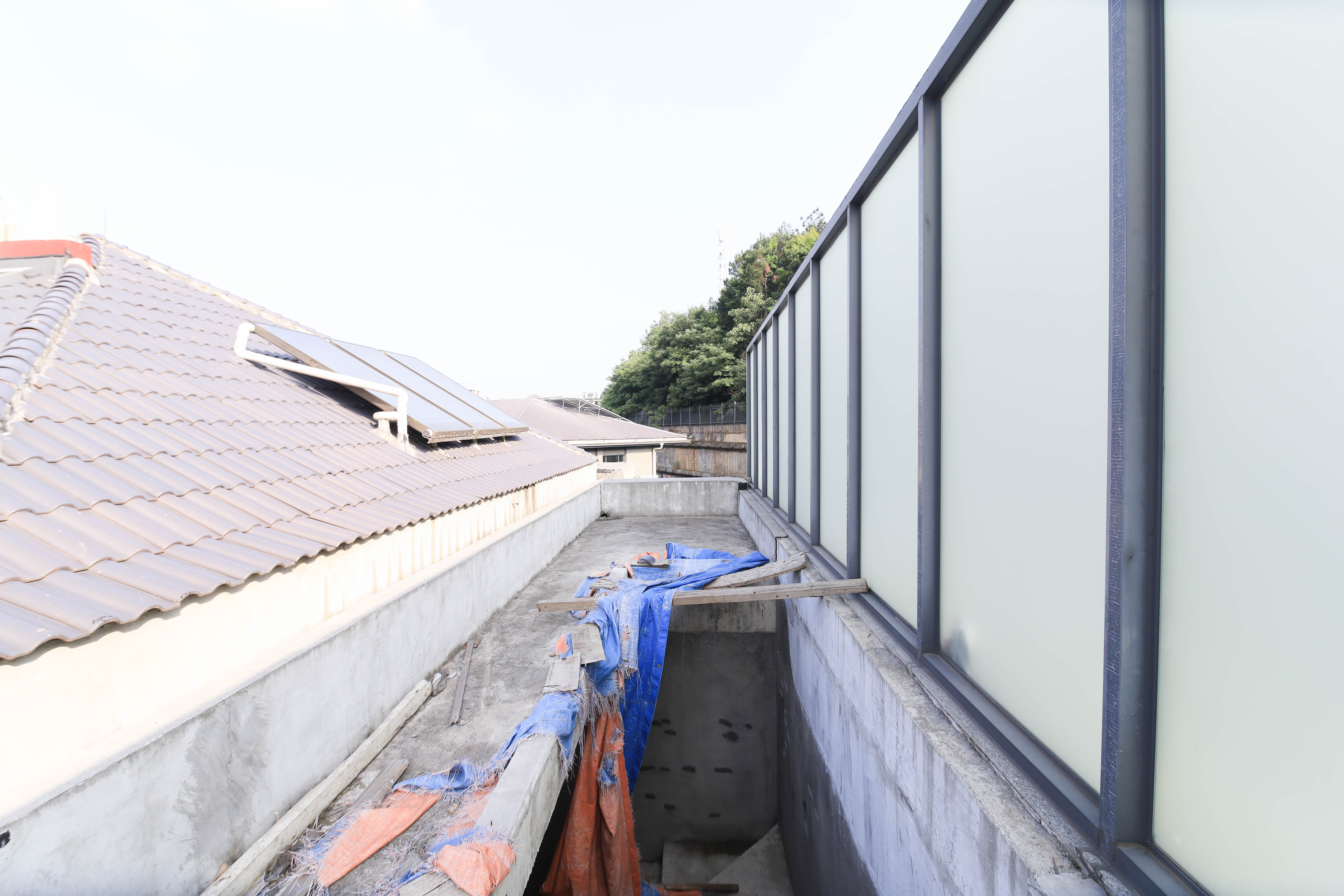 长房平和墅 5室4厅3卫 620.0万 长房平和墅 5室4厅3卫 620.0万阳台