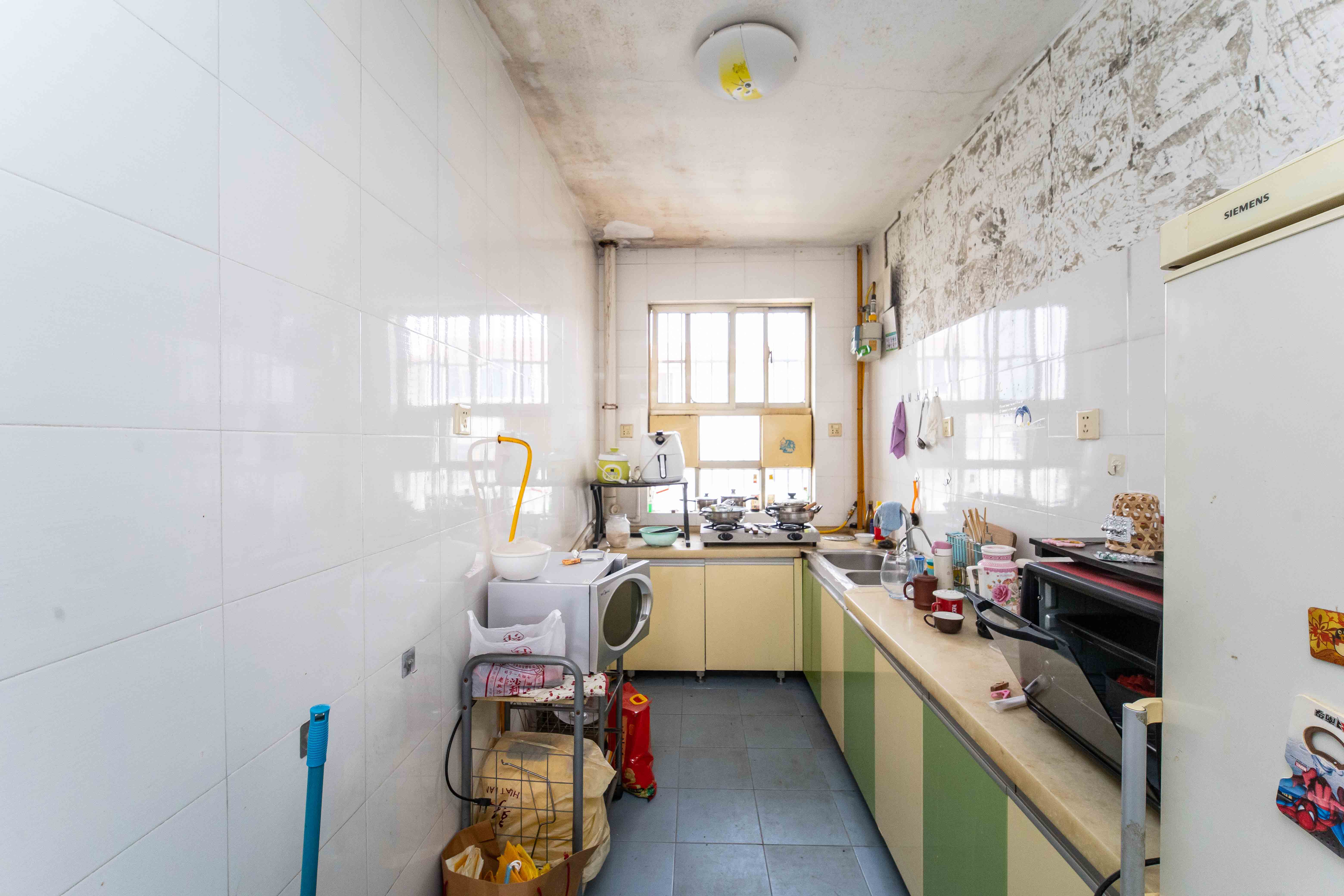 德政园 3室2厅2卫 68.0万 德政园 3室2厅2卫 68.0万厨房