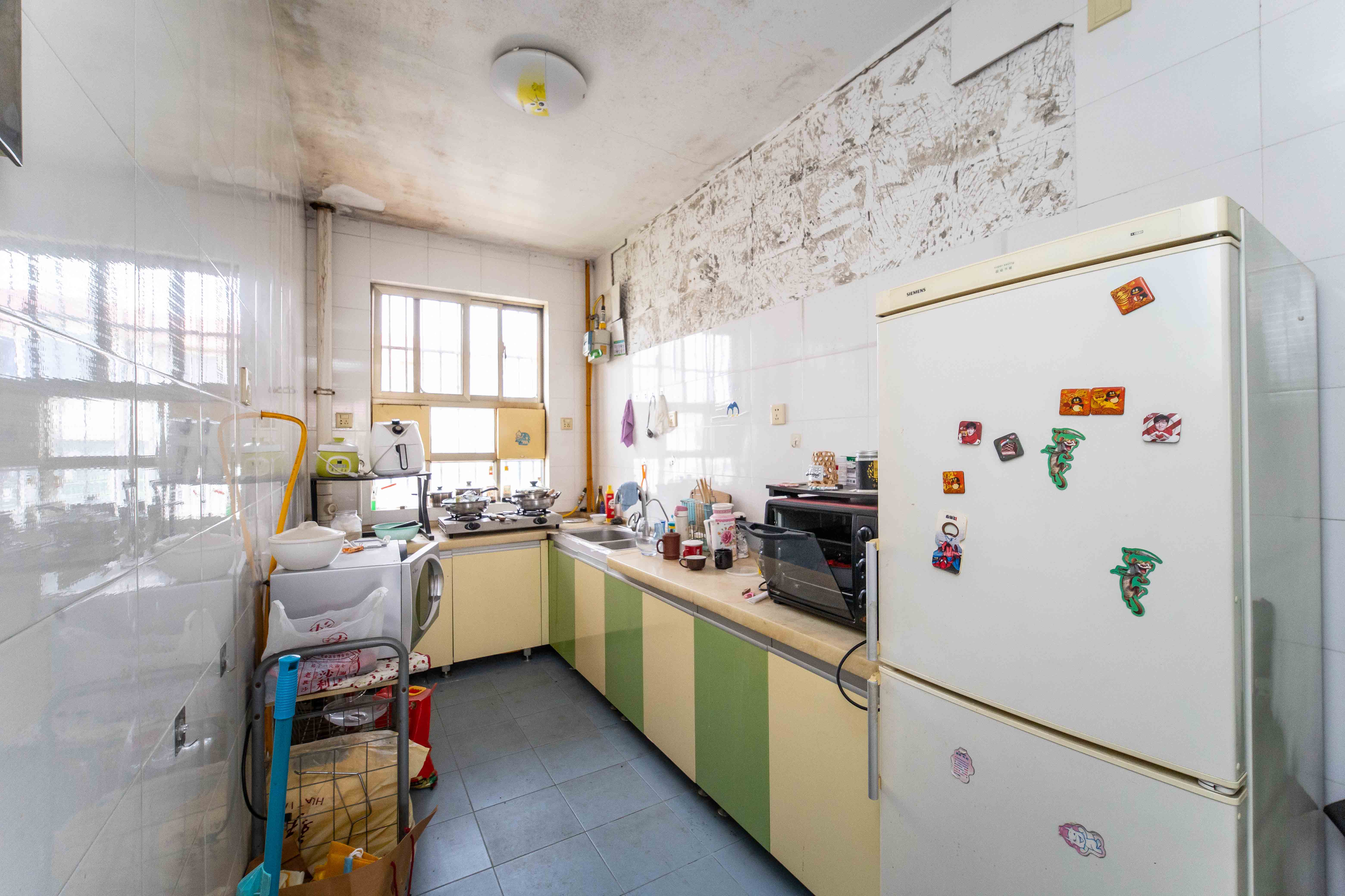 德政园 3室2厅2卫 68.0万 德政园 3室2厅2卫 68.0万厨房