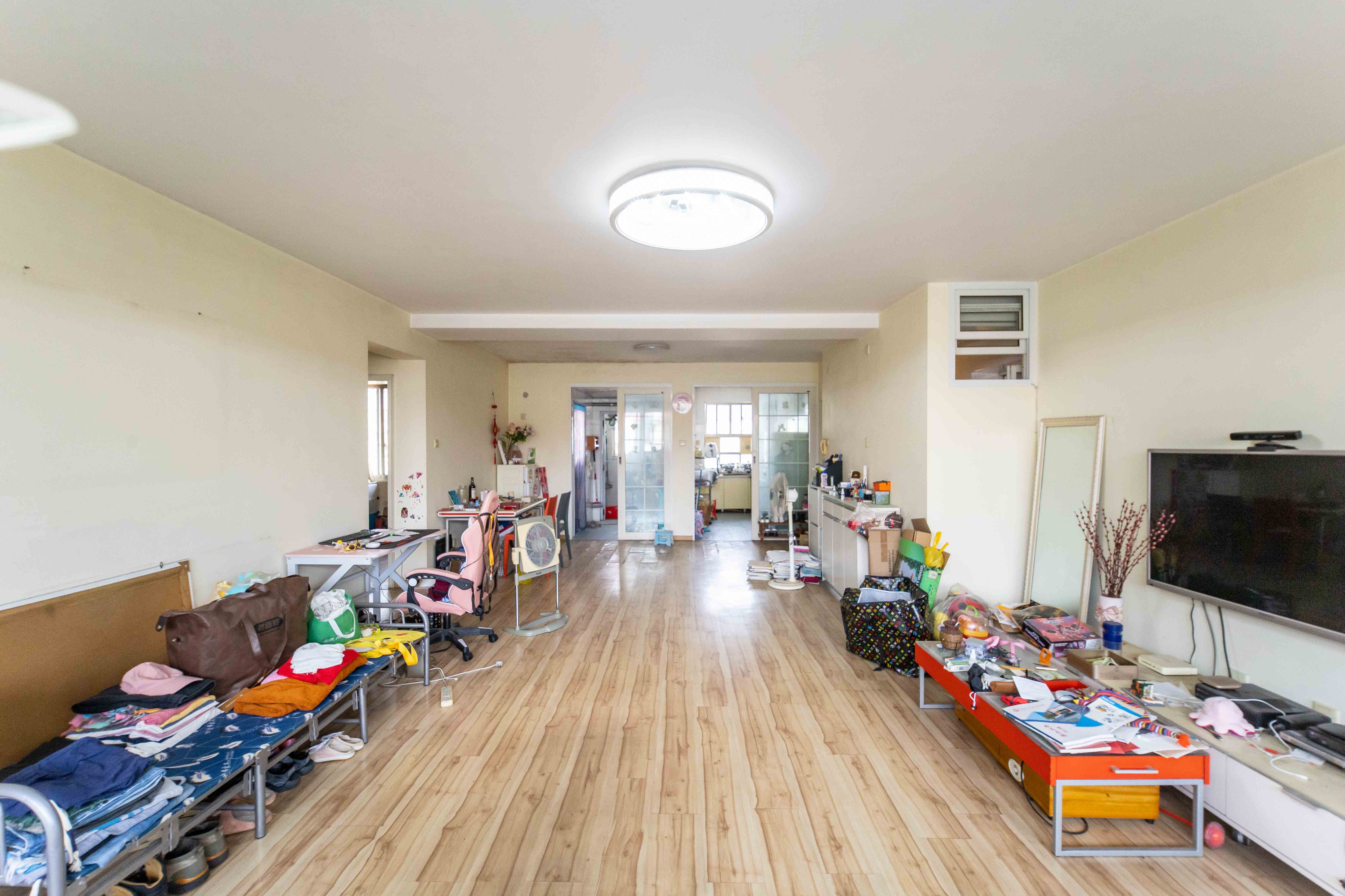 德政园 3室2厅2卫 68.0万 德政园 3室2厅2卫 68.0万客厅