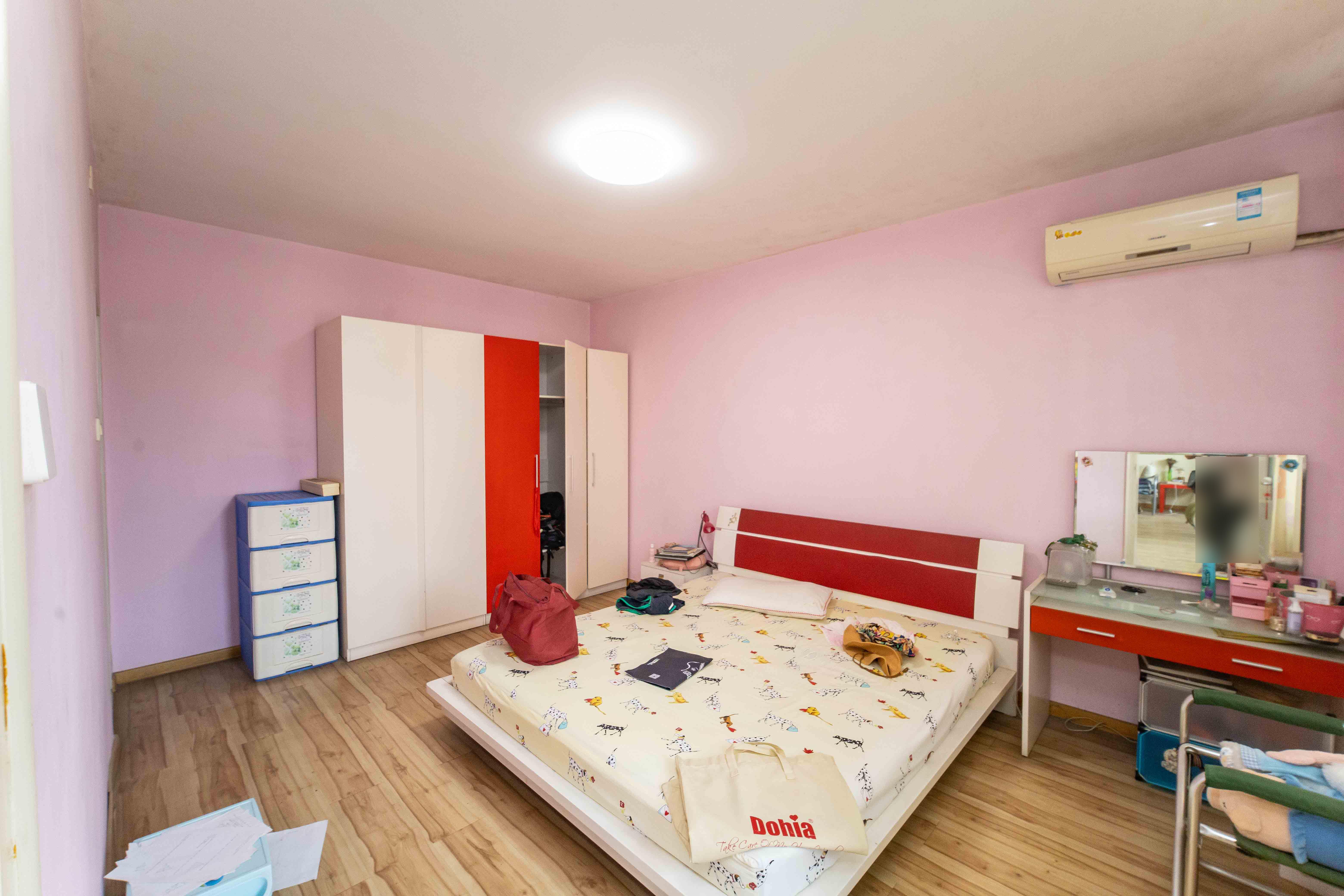 德政园 3室2厅2卫 68.0万 德政园 3室2厅2卫 68.0万卧室