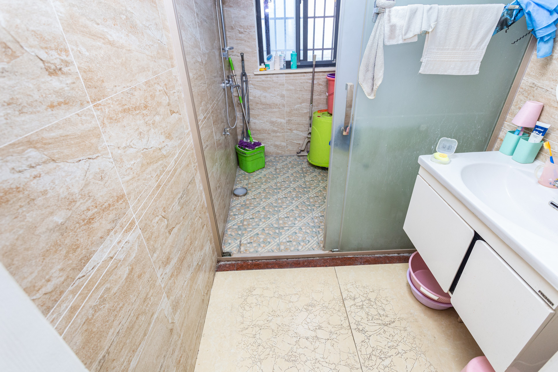 勤诚达新界 3室2厅1卫 111.0万 勤诚达新界 3室2厅1卫 111.0万卫生间