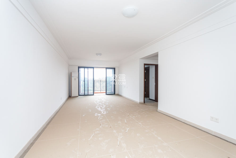 珠江东方明珠（新地东方明珠）三期  3室2厅2卫    69.0万