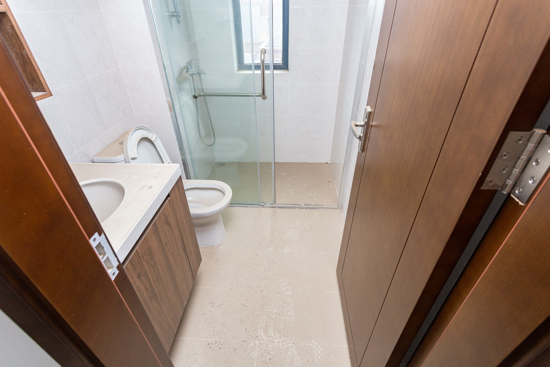 珠江东方明珠（新地东方明珠）三期  3室2厅2卫    69.0万卫生间