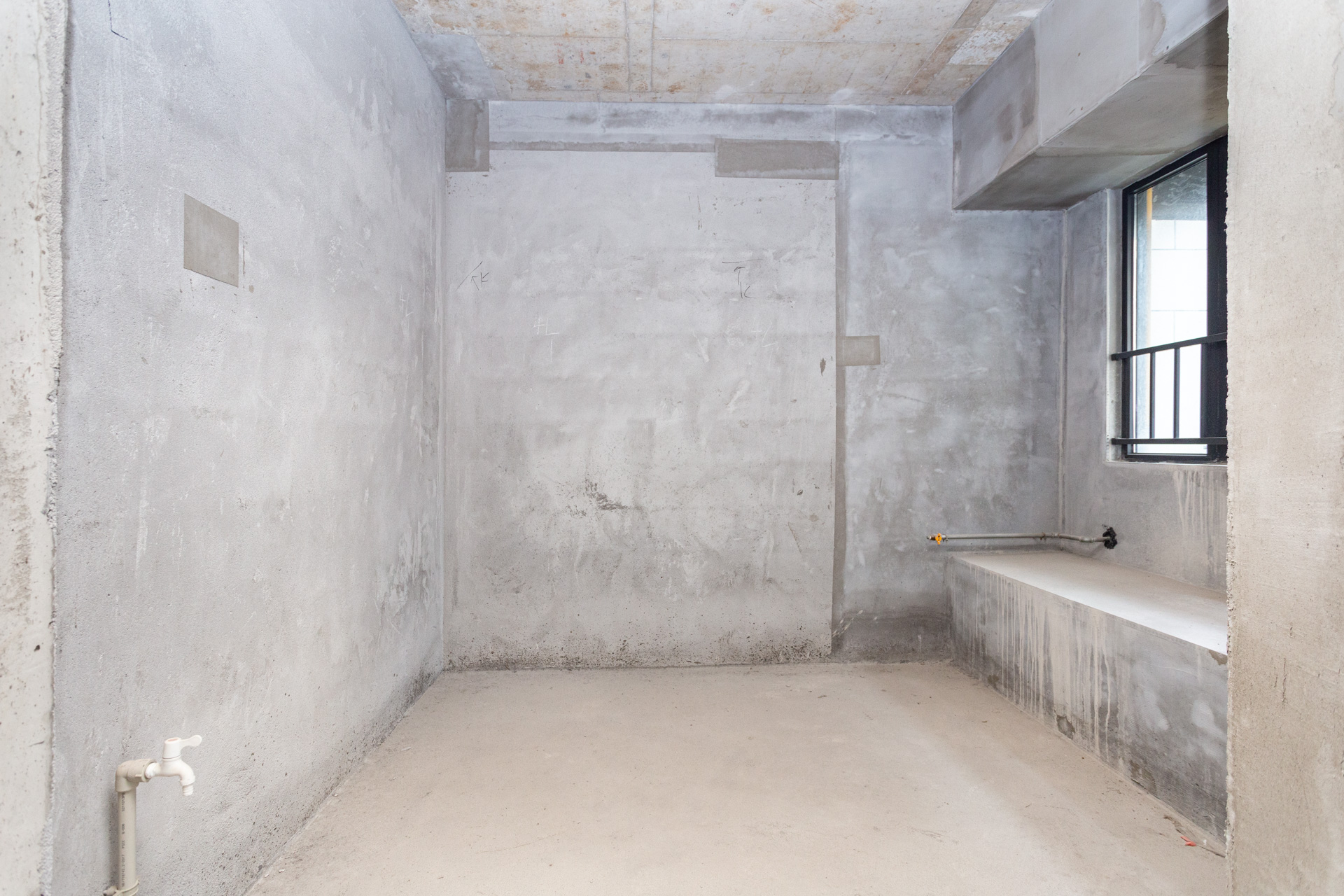 越秀湘江星汇城二期  4室2厅2卫    170.0万 越秀湘江星汇城二期  4室2厅2卫    170.0万厨房