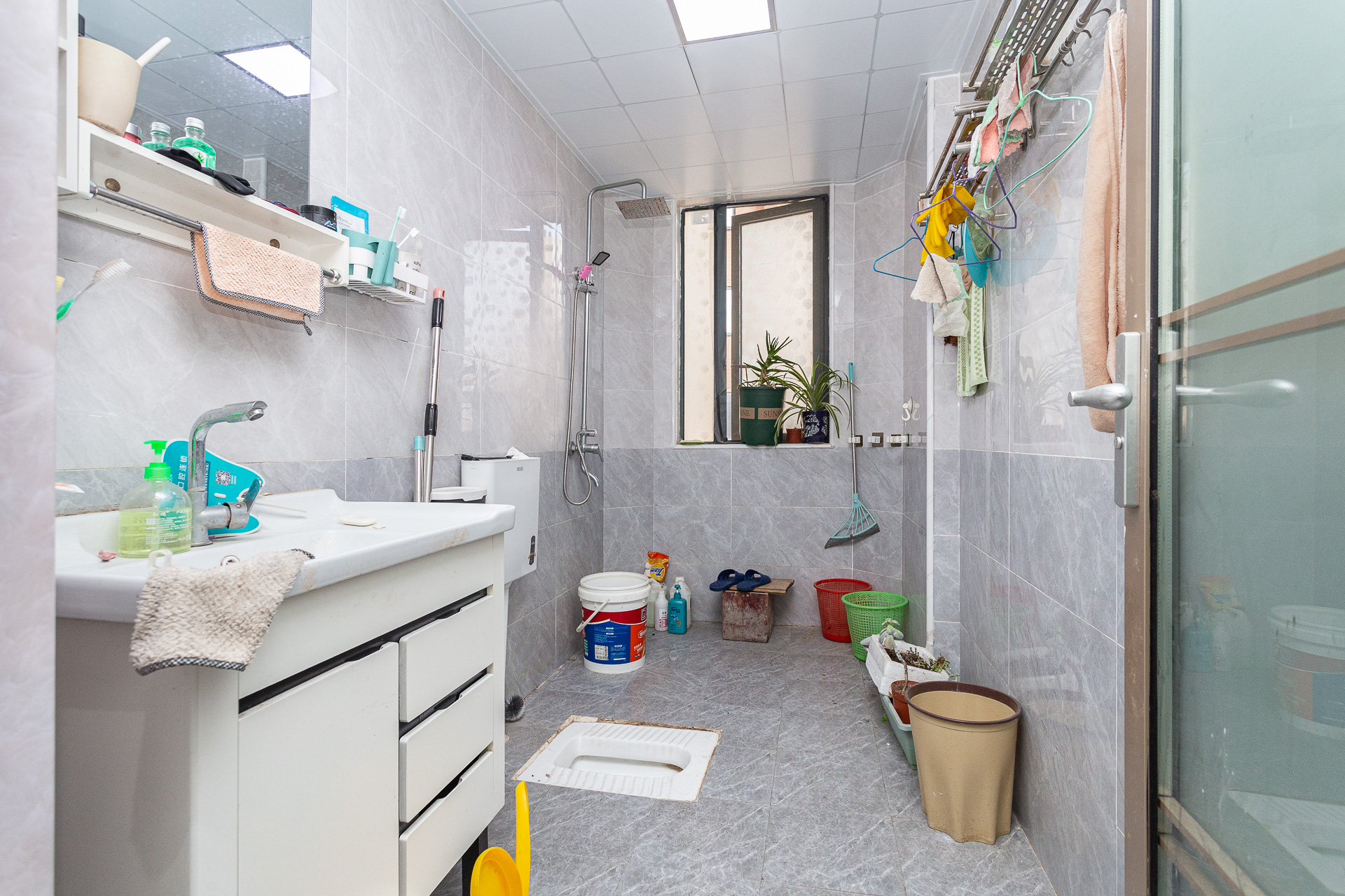 金湘苑(星澜之悦) 3室1厅1卫 65.0万 金湘苑(星澜之悦) 3室1厅1卫 65.0万卫生间