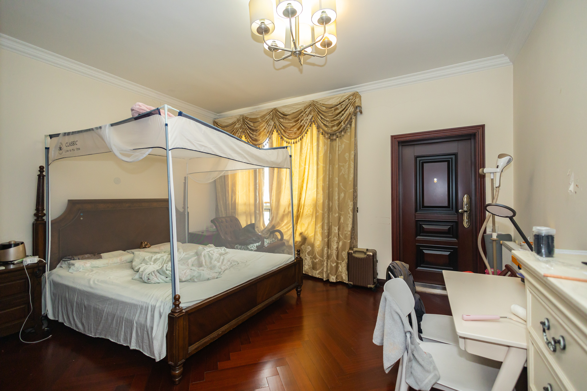 碧桂园威尼斯城  5室2厅4卫    368.0万 碧桂园威尼斯城  5室2厅4卫    368.0万卧室