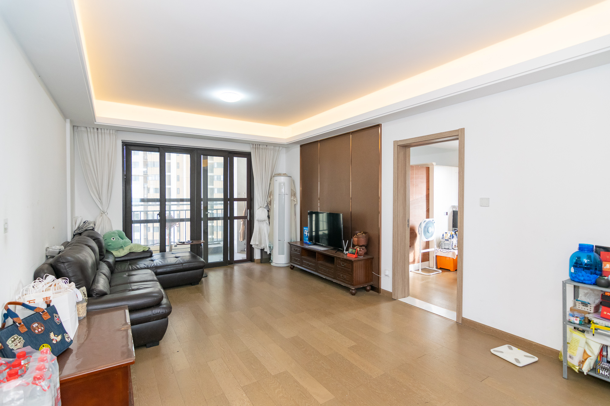 美的翰城 3室2厅2卫 72.0万 美的翰城 3室2厅2卫 72.0万客厅