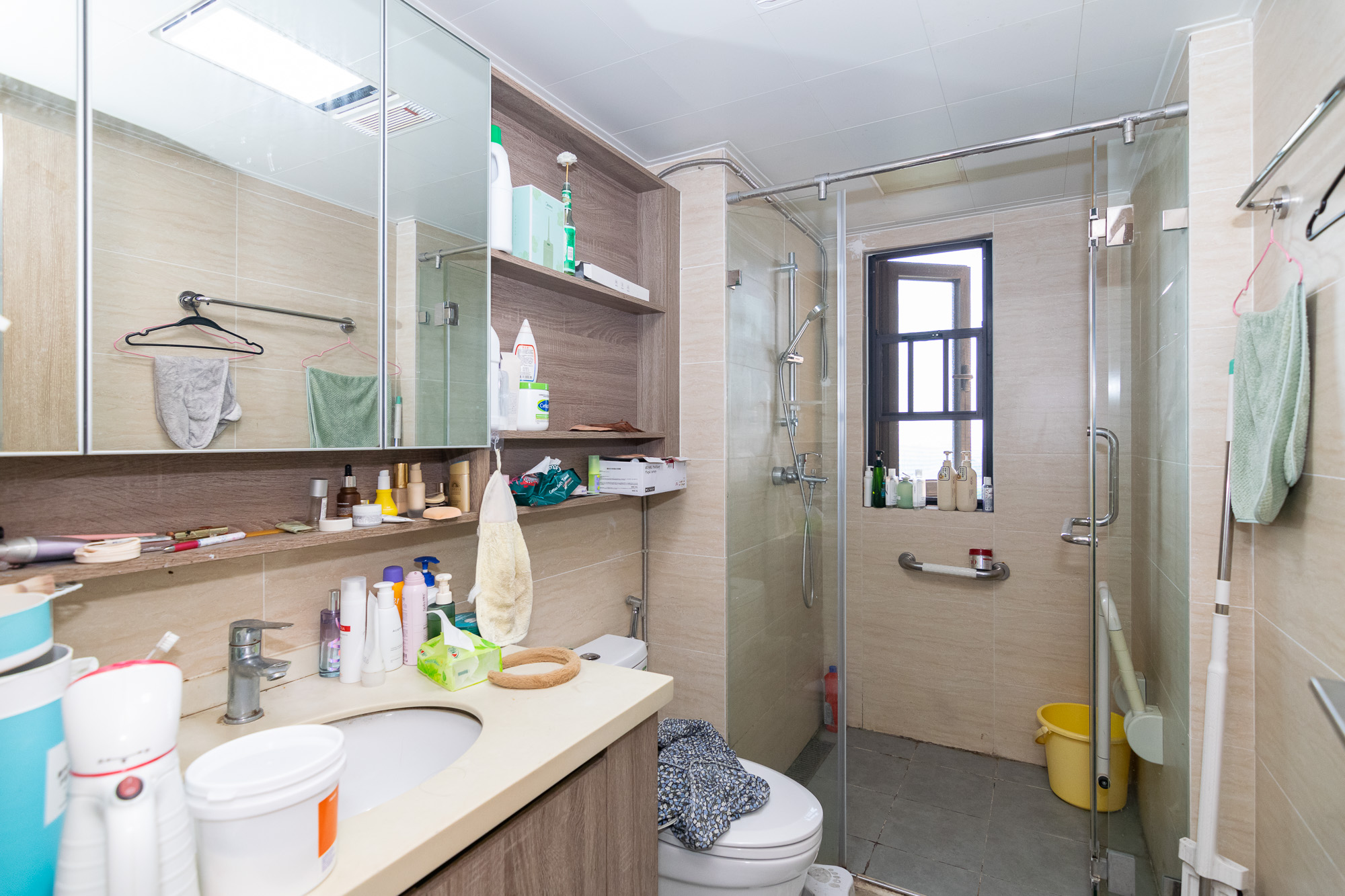 美的翰城 3室2厅2卫 72.0万 美的翰城 3室2厅2卫 72.0万卫生间