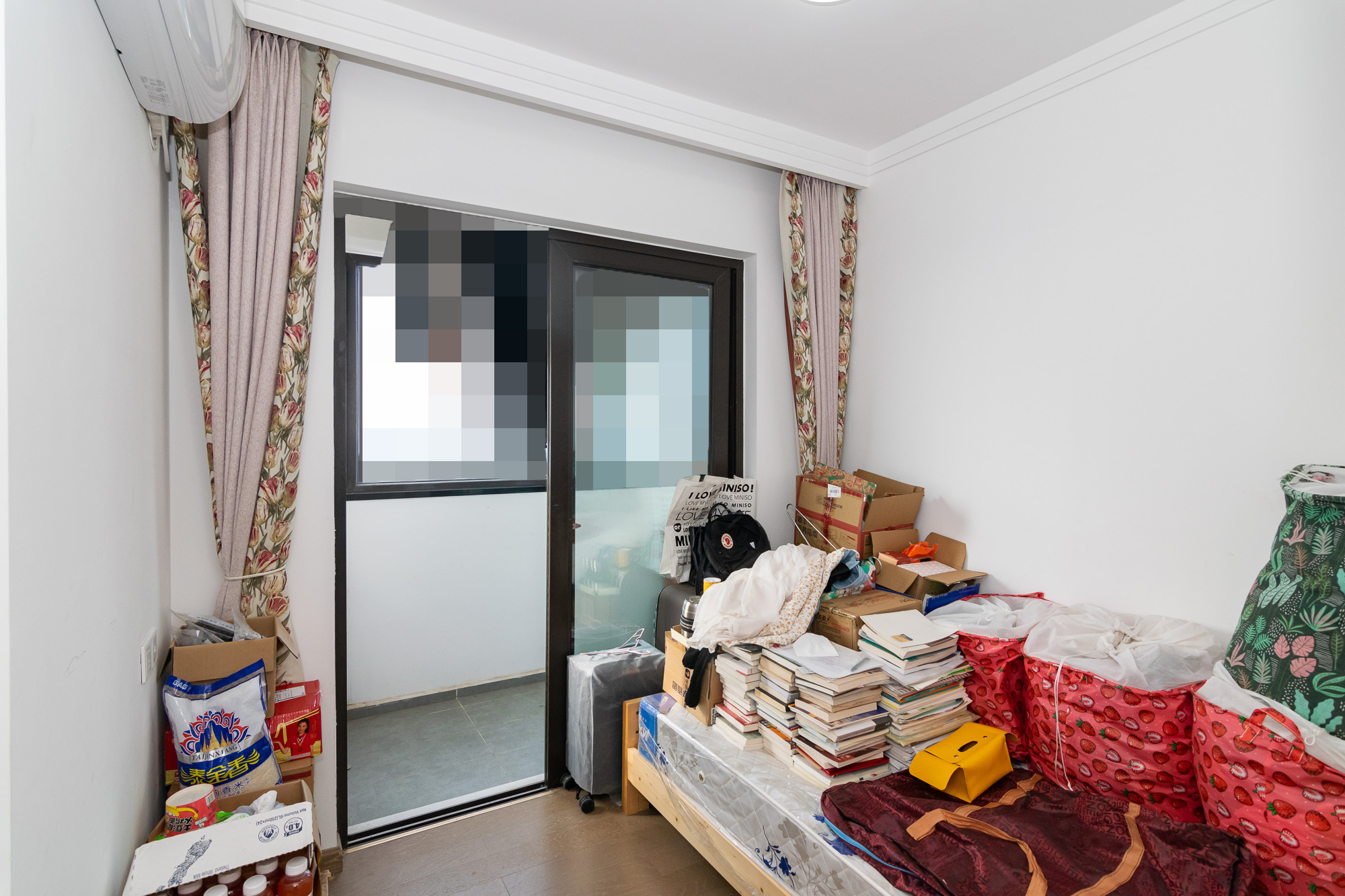 美的翰城 3室2厅2卫 72.0万 美的翰城 3室2厅2卫 72.0万卧室