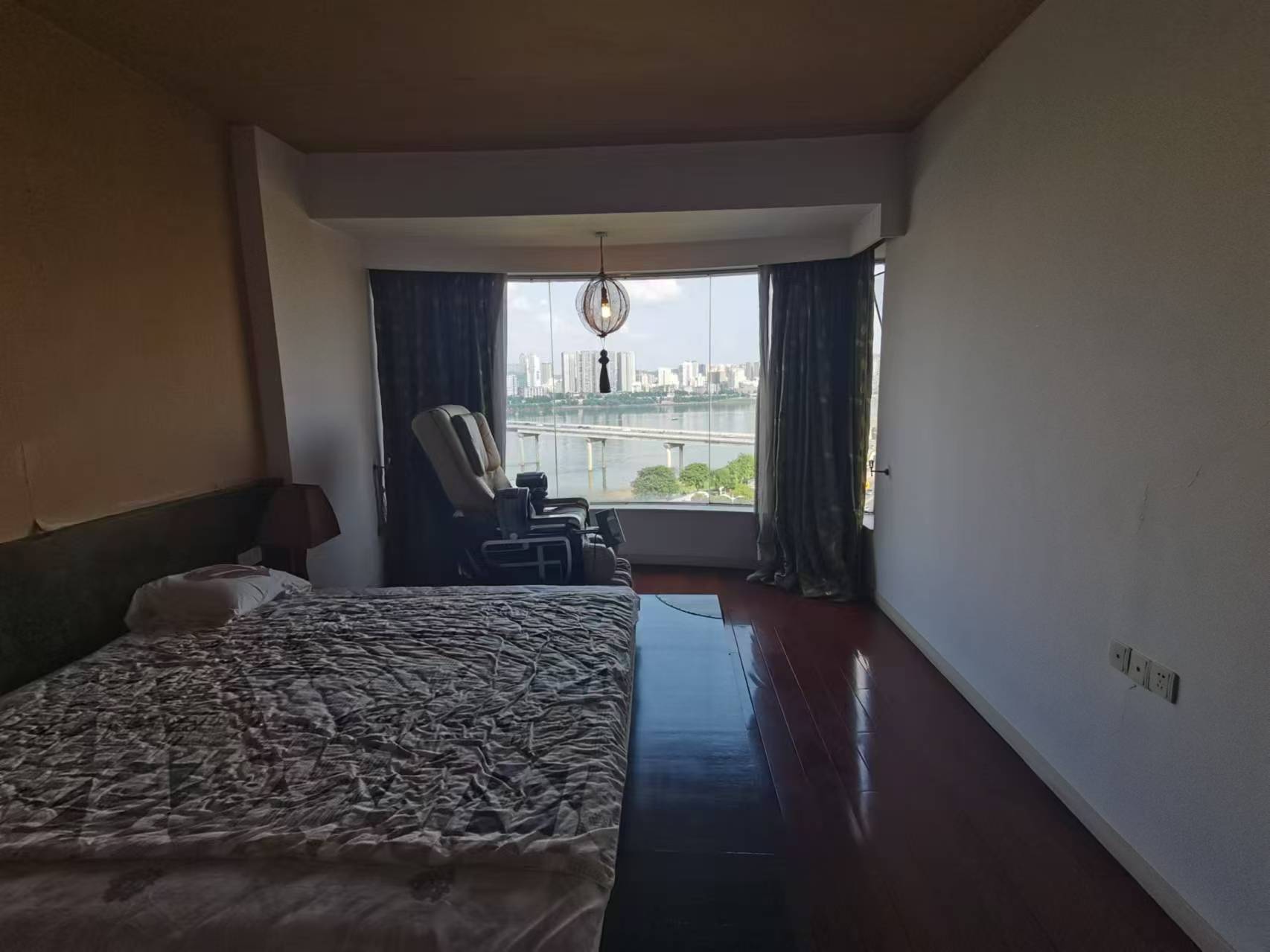 联谊怡沁园 3室2厅2卫 89.8万 联谊怡沁园 3室2厅2卫 89.8万室内图