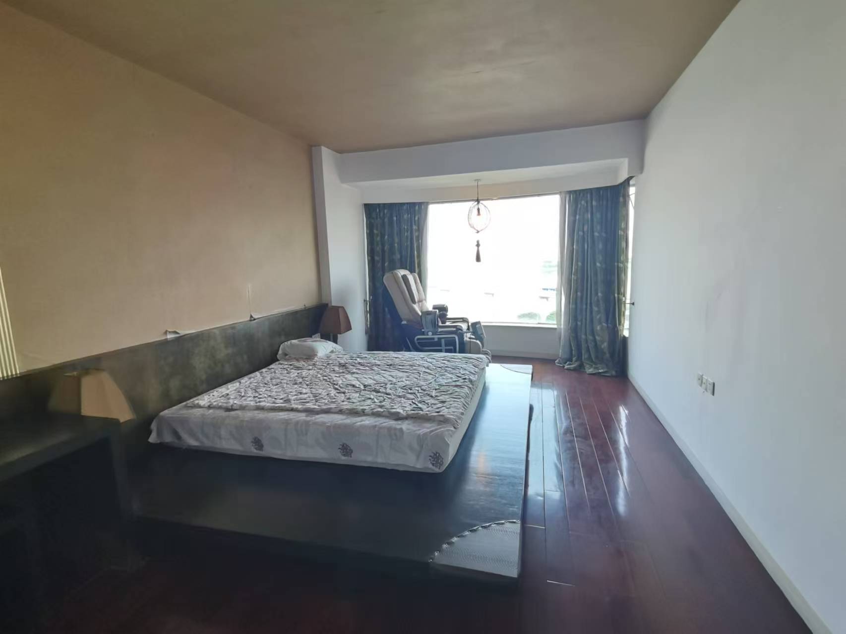 联谊怡沁园 3室2厅2卫 89.8万 联谊怡沁园 3室2厅2卫 89.8万室内图