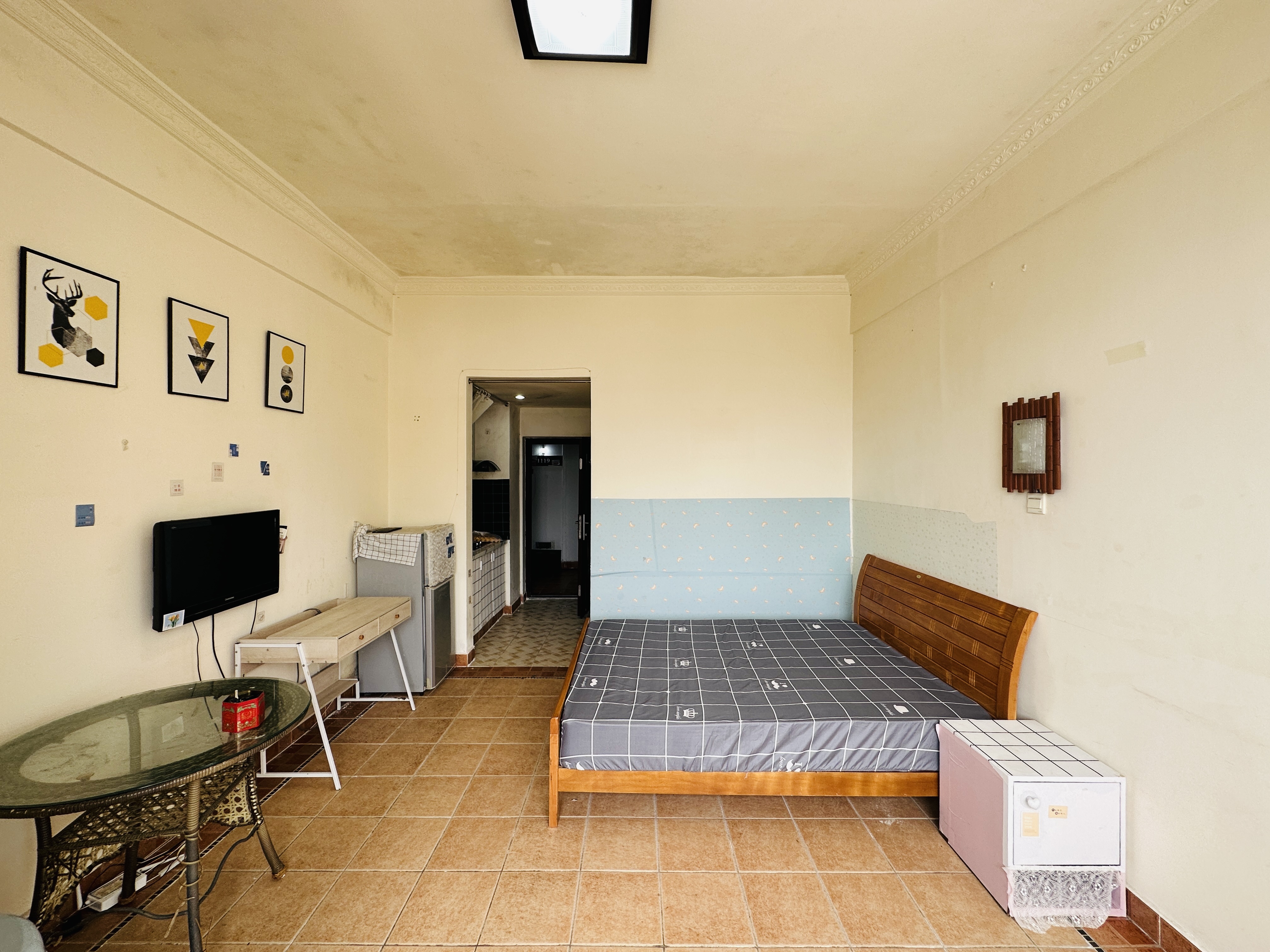 金章华府(0898) 1室0厅1卫 54.0万 金章华府(0898) 1室0厅1卫 54.0万客厅