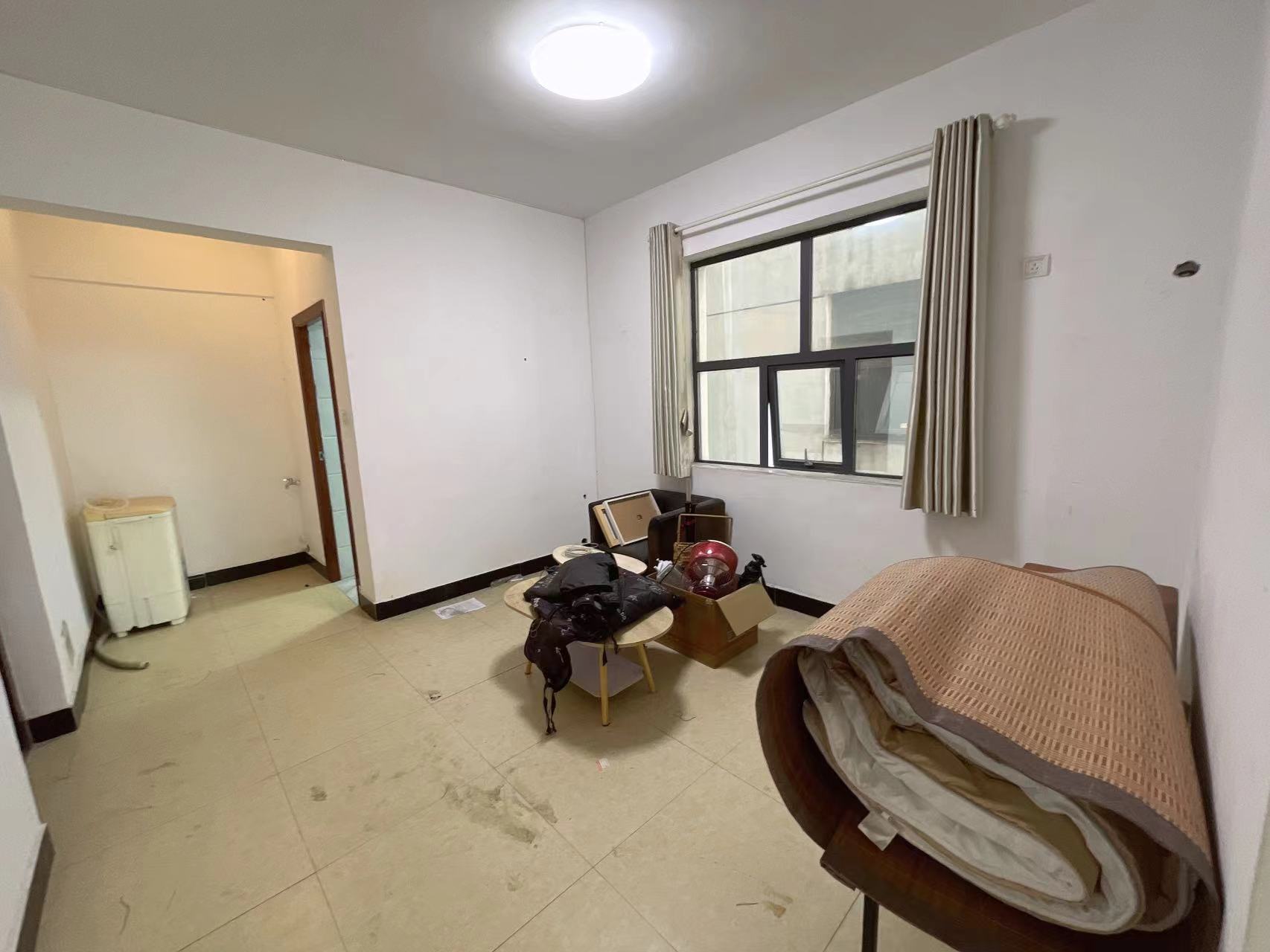 逸景华天 1室1厅1卫 26.0万 逸景华天 1室1厅1卫 26.0万室内图