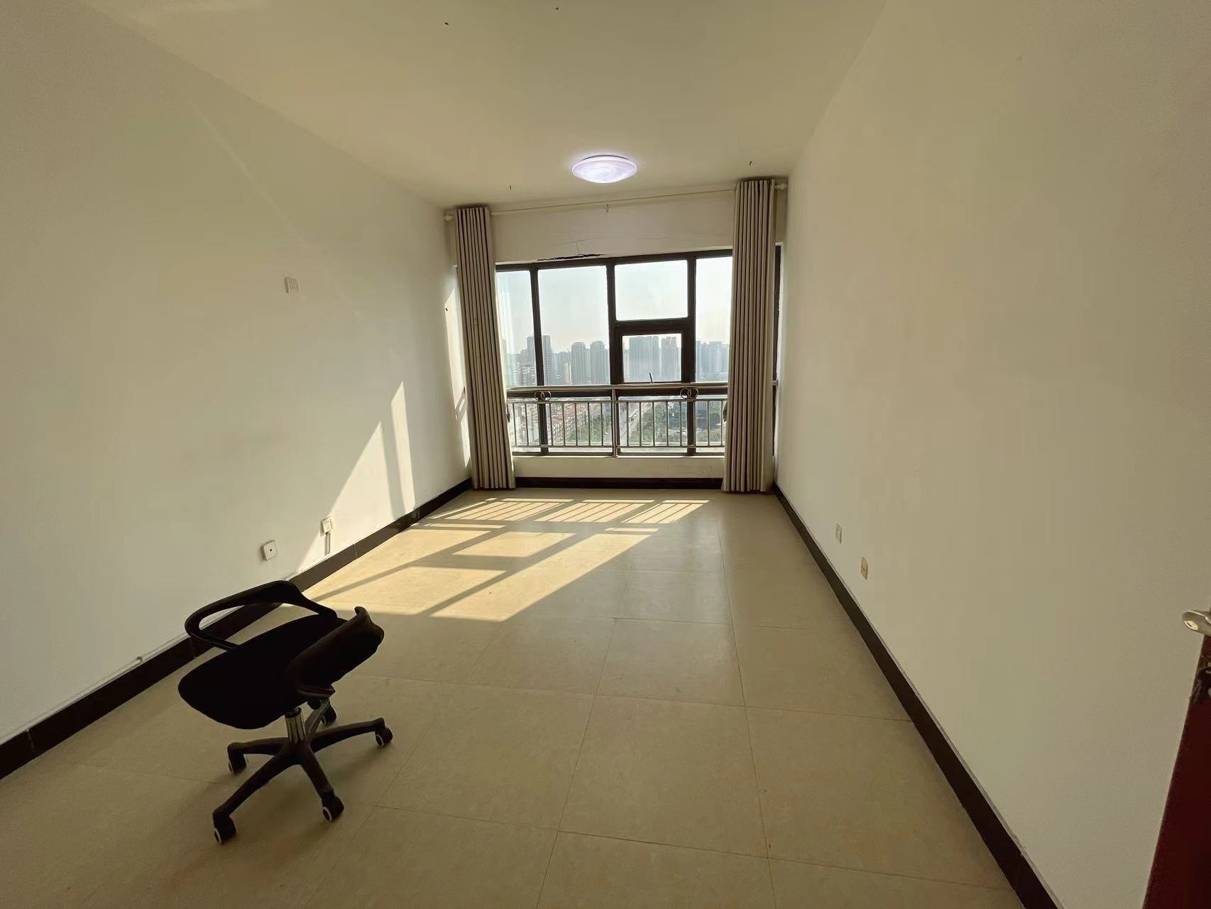 逸景华天 1室1厅1卫 26.0万 逸景华天 1室1厅1卫 26.0万室内图