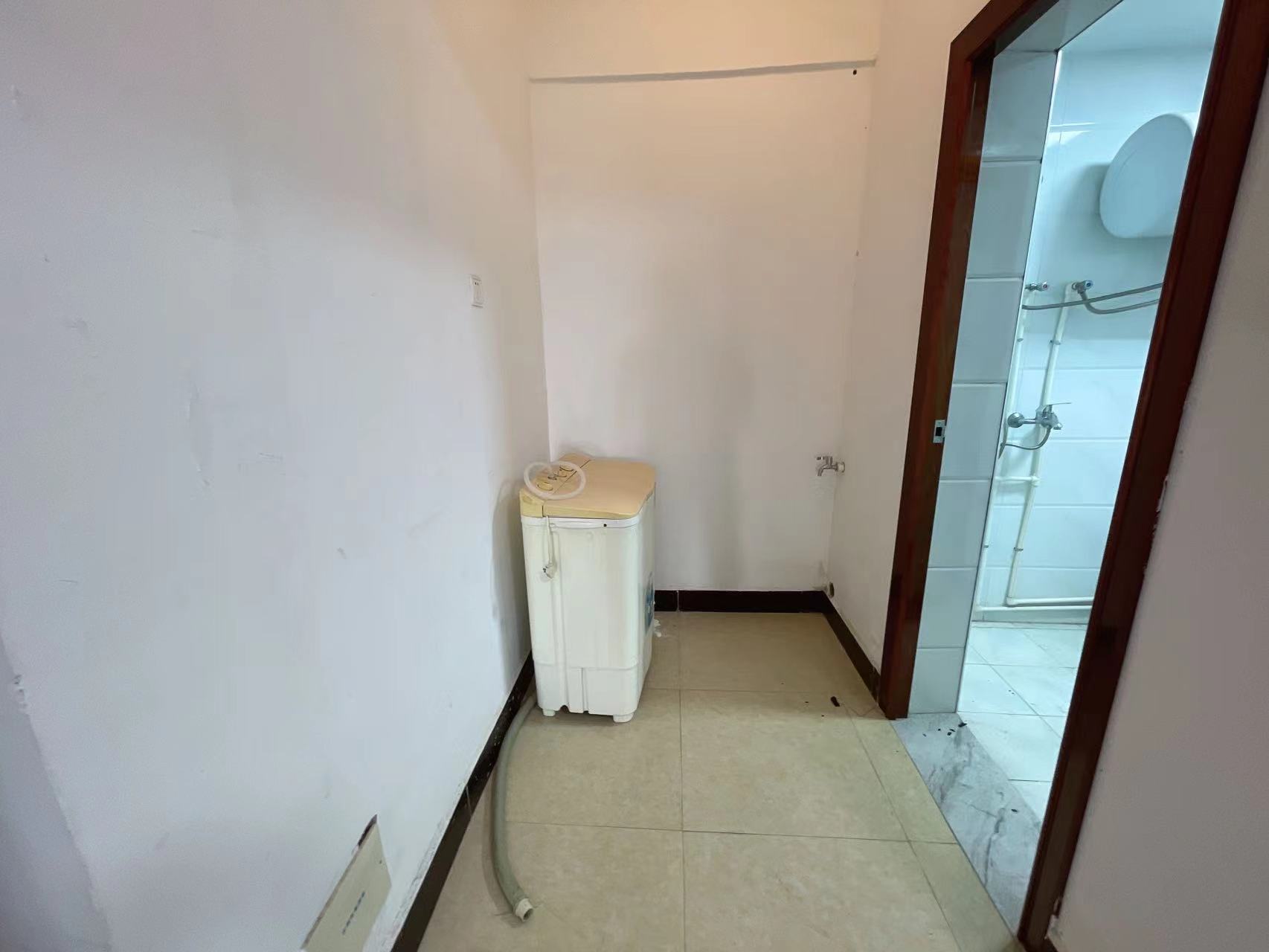 逸景华天 1室1厅1卫 26.0万 逸景华天 1室1厅1卫 26.0万室内图