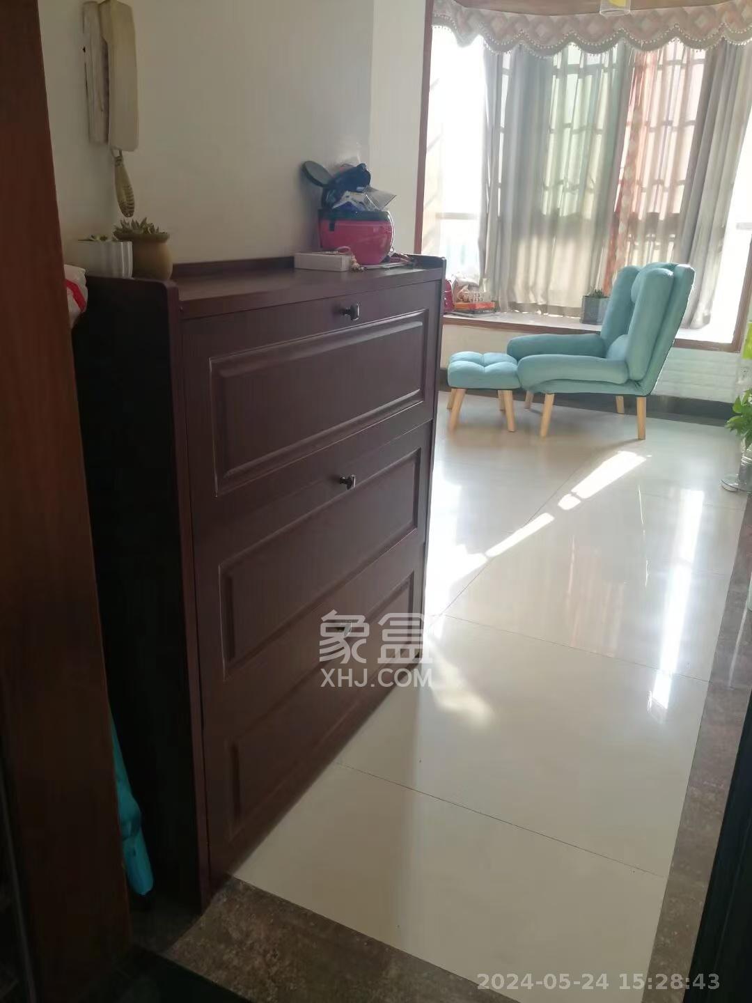 靳江小区  2室2厅1卫   1700.00元/月室内图