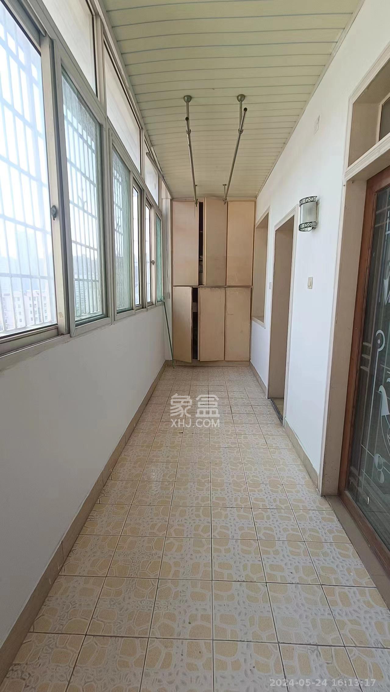 湖南六建伍家岭小区  3室2厅1卫   1400.00元/月户型图