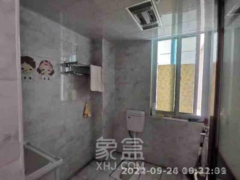康馨佳园  3室1厅1卫   2000.00元/月室内图