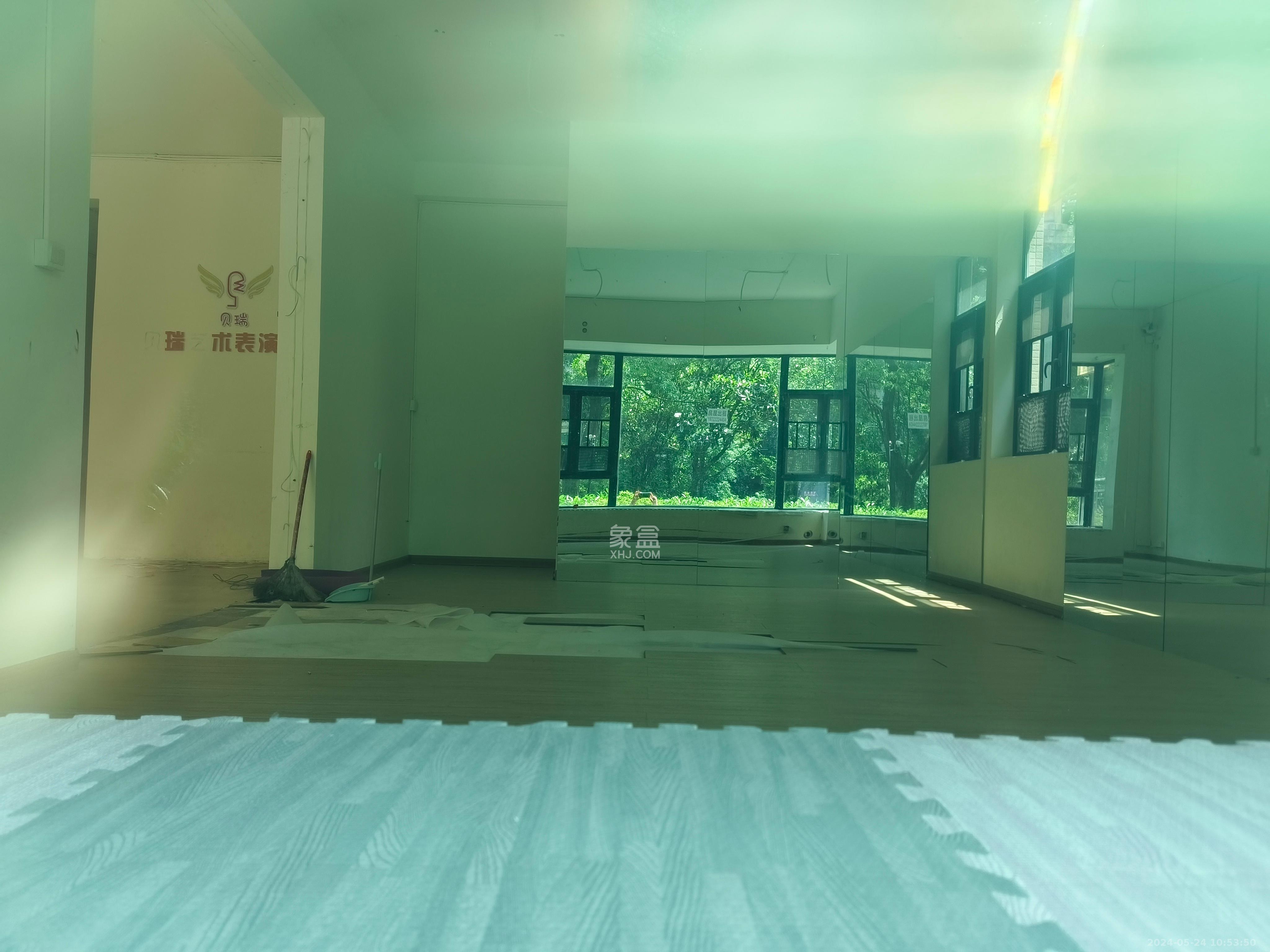 恒大绿洲  4室2厅2卫   11000.00元/月室内图
